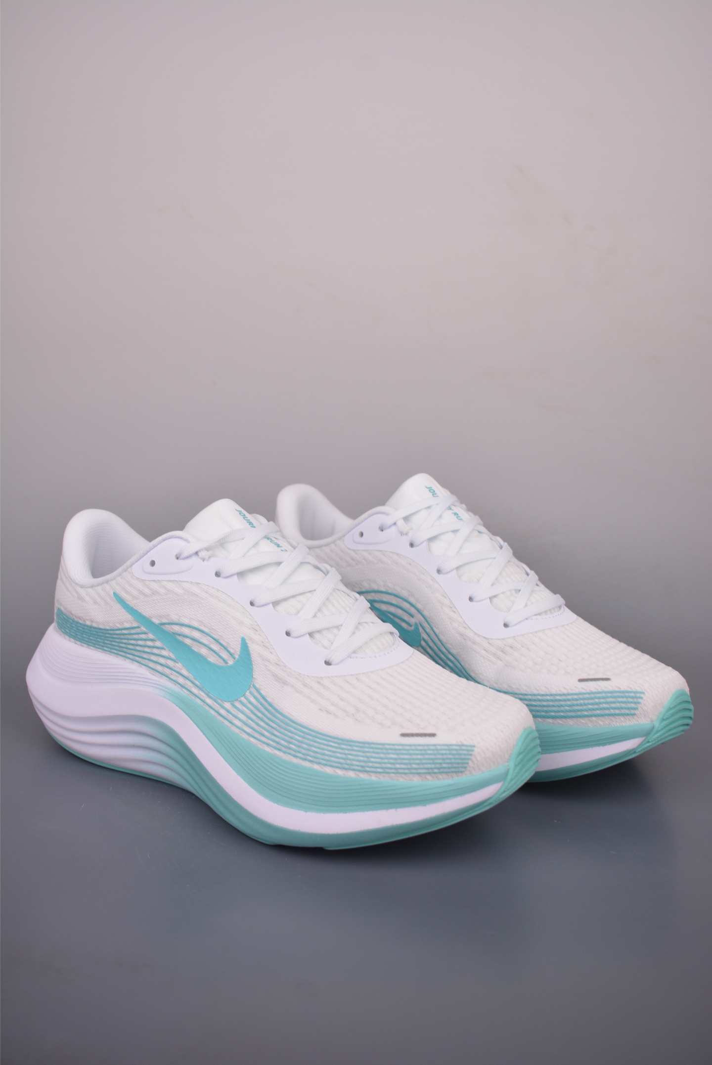 NIKE Journey Run旅程慢跑系列 低帮轻质缓震休闲运动公路跑步鞋 DF5918-100 NIKE Journey Run旅程慢跑系列 低帮轻质缓震休闲运动公路跑步鞋 DF5918-100