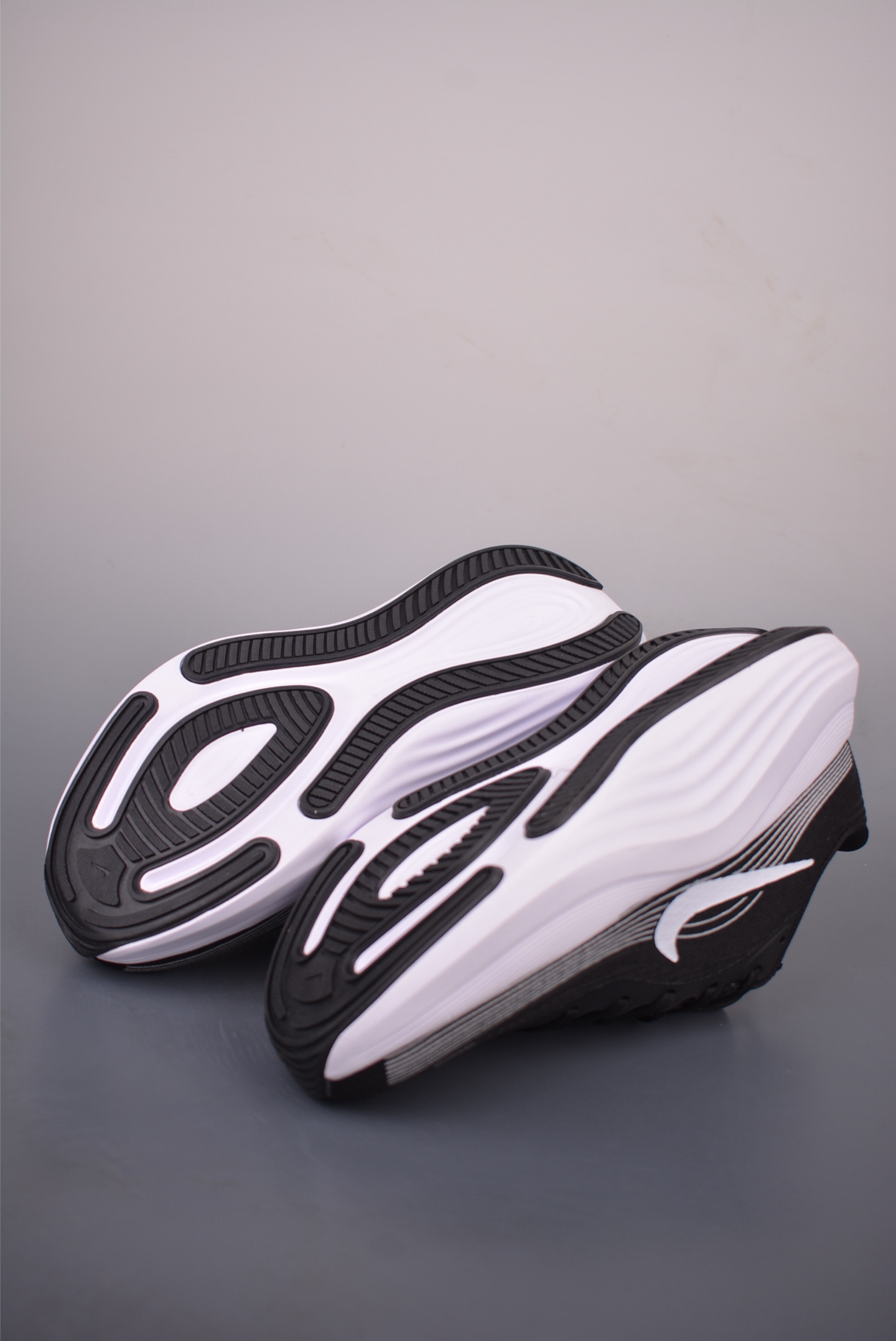 NIKE Journey Run旅程慢跑系列 低帮轻质缓震休闲运动公路跑步鞋 FB7765-011-Top High Quatity Cheap Sneakers Fashion Clothing Clothes Bags handbags Shoes of all Brand wholesale With The best Quality And Beautiful Price from China Factory Chinese suppliers wholesaler seller NIKE Journey Run旅程慢跑系列 低帮轻质缓震休闲运动公路跑步鞋 FB7765-011
