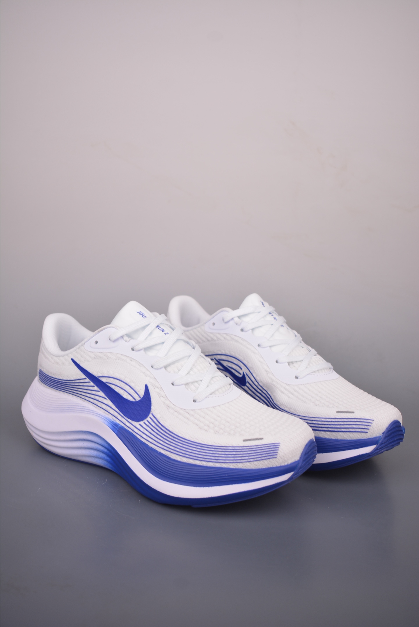 NIKE Journey Run旅程慢跑系列 低帮轻质缓震休闲运动公路跑步鞋 FK7718-101 NIKE Journey Run旅程慢跑系列 低帮轻质缓震休闲运动公路跑步鞋 FK7718-101