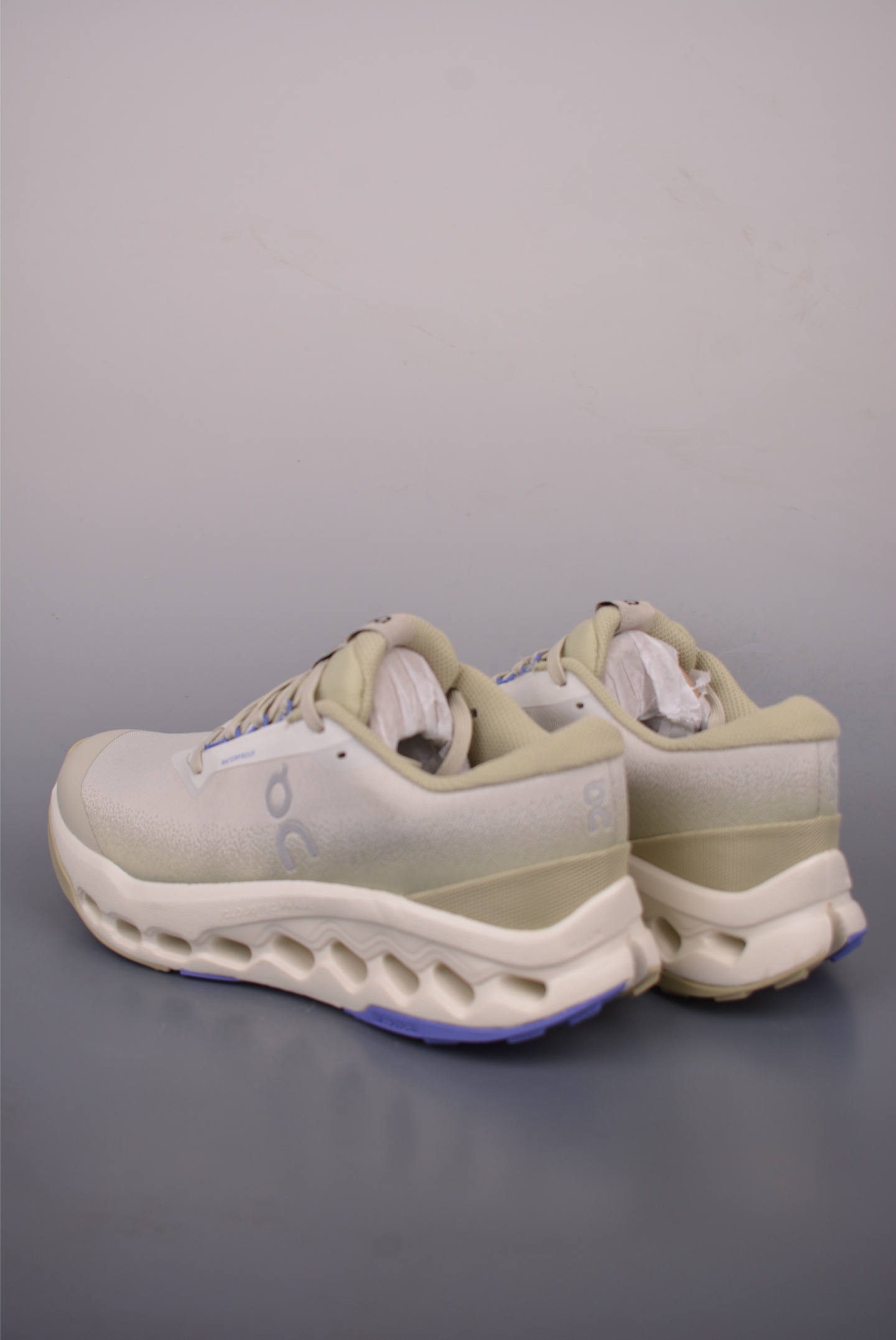 On昂跑 Cloudsurfer Trall 2WP 户外街头机能风跑步鞋 3WF30244725-Top High Quatity Cheap Sneakers Fashion Clothing Clothes Bags handbags Shoes of all Brand wholesale With The best Quality And Beautiful Price from China Factory Chinese suppliers wholesaler seller On昂跑 Cloudsurfer Trall 2WP 户外街头机能风跑步鞋 3WF30244725
