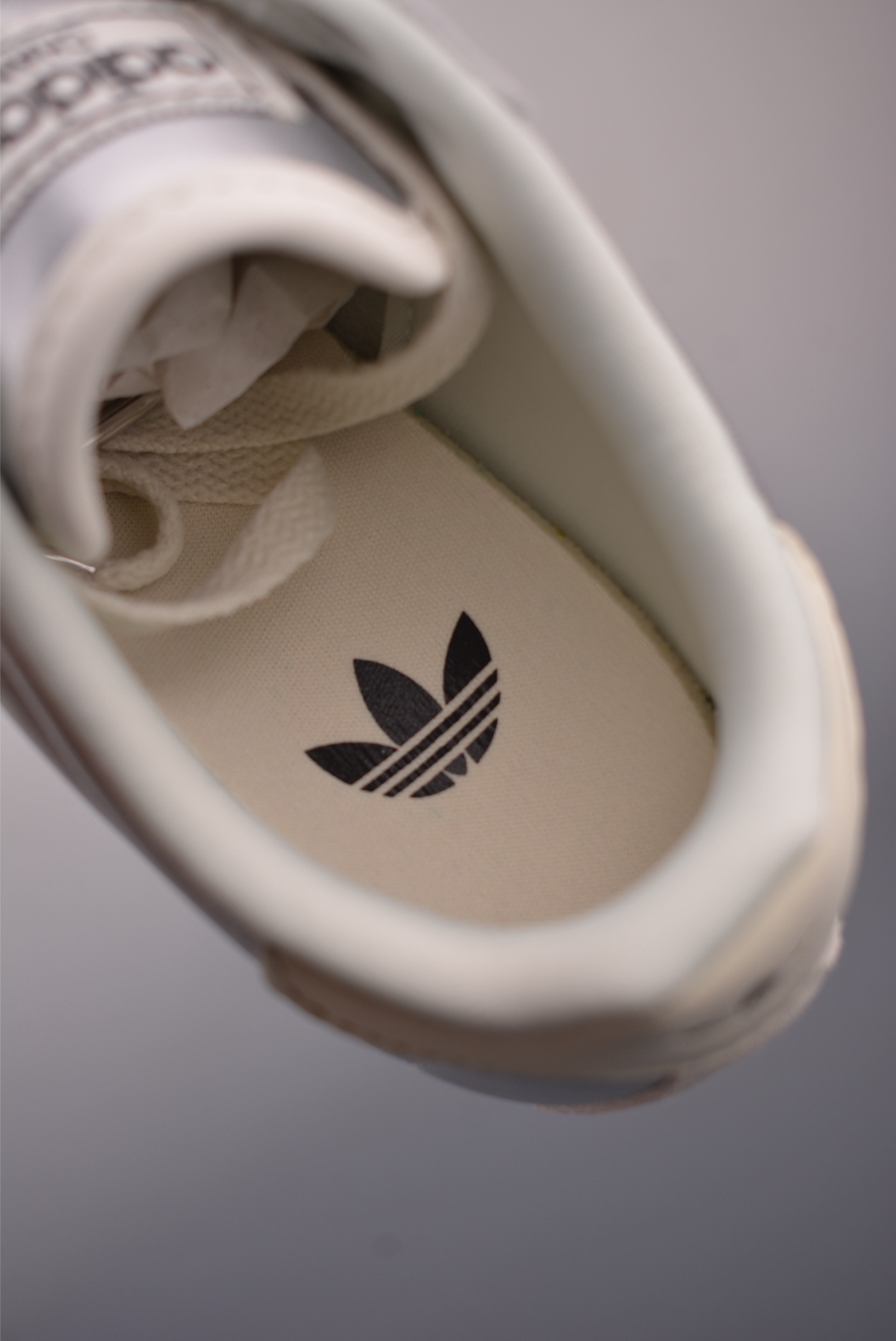 adidas阿迪达斯三叶草 T头鞋 CHANGLE 复古薄底经典运动鞋 KJ3962