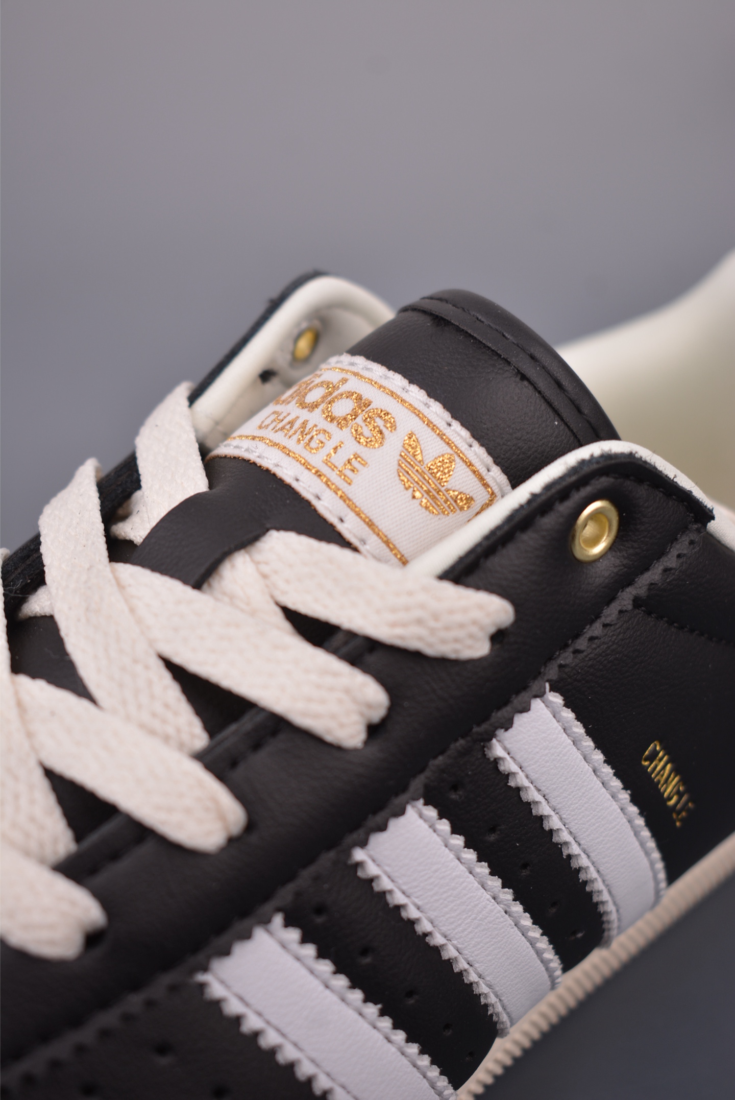 adidas阿迪达斯三叶草 T头鞋 CHANGLE 复古薄底经典运动鞋 KJ3960
