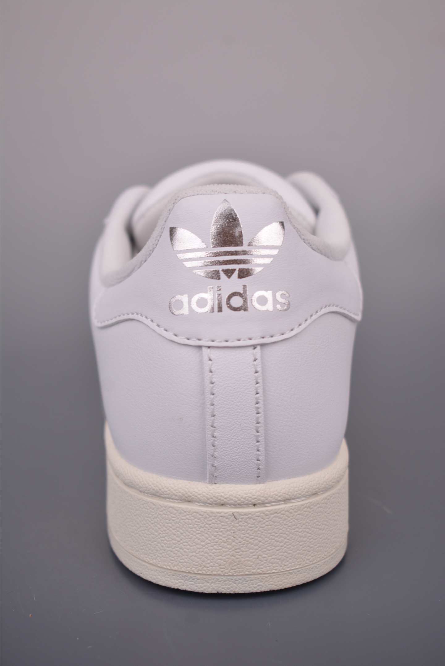 adidas originals Superstar 2 贝壳头 H11顶级头层版 复古板鞋 KJ3551-Top High Quatity Cheap Sneakers Fashion Clothing Clothes Bags handbags Shoes of all Brand wholesale With The best Quality And Beautiful Price from China Factory Chinese suppliers wholesaler seller adidas originals Superstar 2 贝壳头 H11顶级头层版 复古板鞋 KJ3551