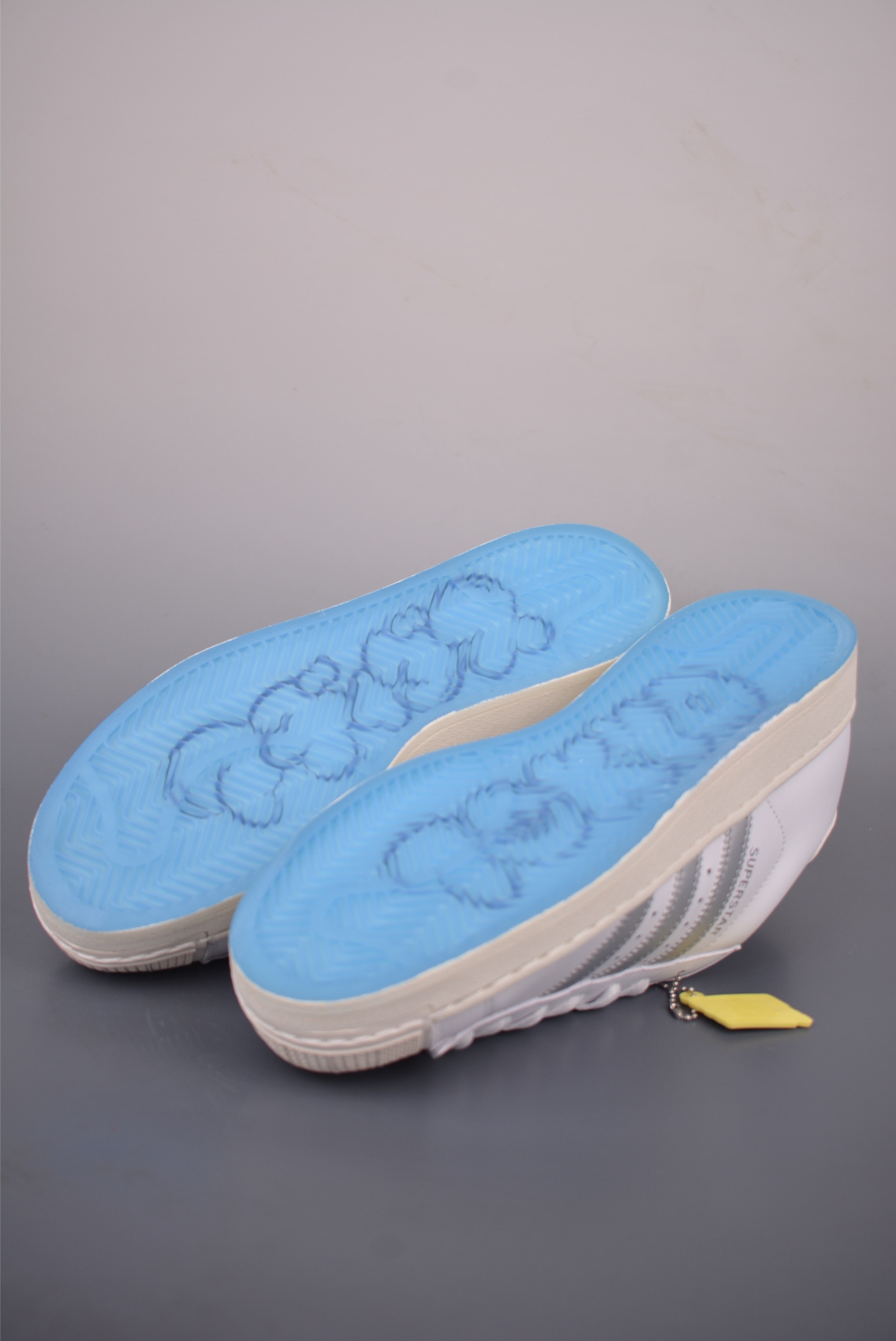 adidas originals Superstar 2 贝壳头 H11顶级头层版 复古板鞋 KJ3551-Top High Quatity Cheap Sneakers Fashion Clothing Clothes Bags handbags Shoes of all Brand wholesale With The best Quality And Beautiful Price from China Factory Chinese suppliers wholesaler seller adidas originals Superstar 2 贝壳头 H11顶级头层版 复古板鞋 KJ3551