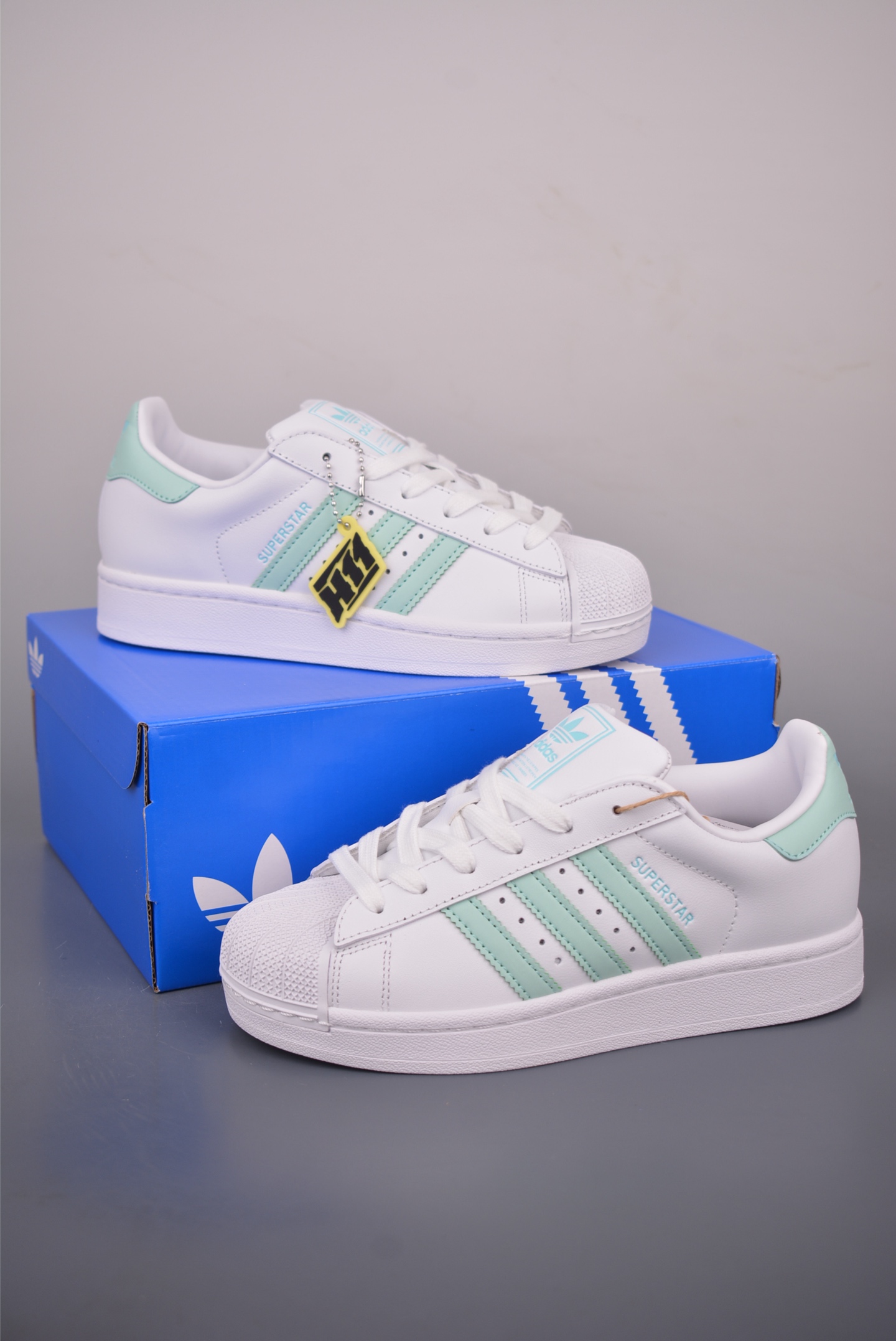 adidas originals Superstar 2 贝壳头 H11顶级头层版 复古板鞋 JH7060-Top High Quatity Cheap Sneakers Fashion Clothing Clothes Bags handbags Shoes of all Brand wholesale With The best Quality And Beautiful Price from China Factory Chinese suppliers wholesaler seller adidas originals Superstar 2 贝壳头 H11顶级头层版 复古板鞋 JH7060