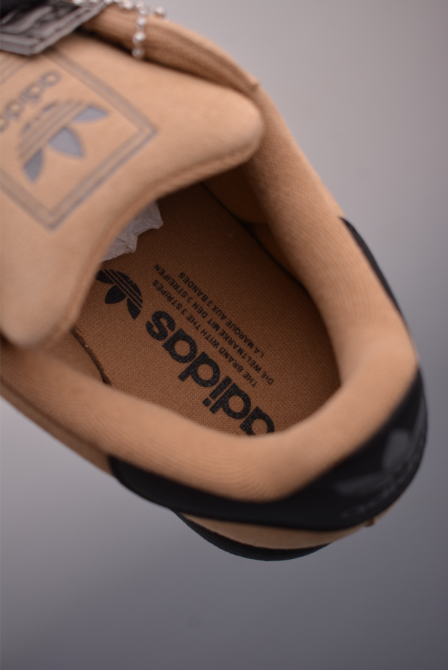 adidas originals Superstar 2 贝壳头 H11顶级头层版 复古板鞋 JQ3221-Top High Quatity Cheap Sneakers Fashion Clothing Clothes Bags handbags Shoes of all Brand wholesale With The best Quality And Beautiful Price from China Factory Chinese suppliers wholesaler seller adidas originals Superstar 2 贝壳头 H11顶级头层版 复古板鞋 JQ3221