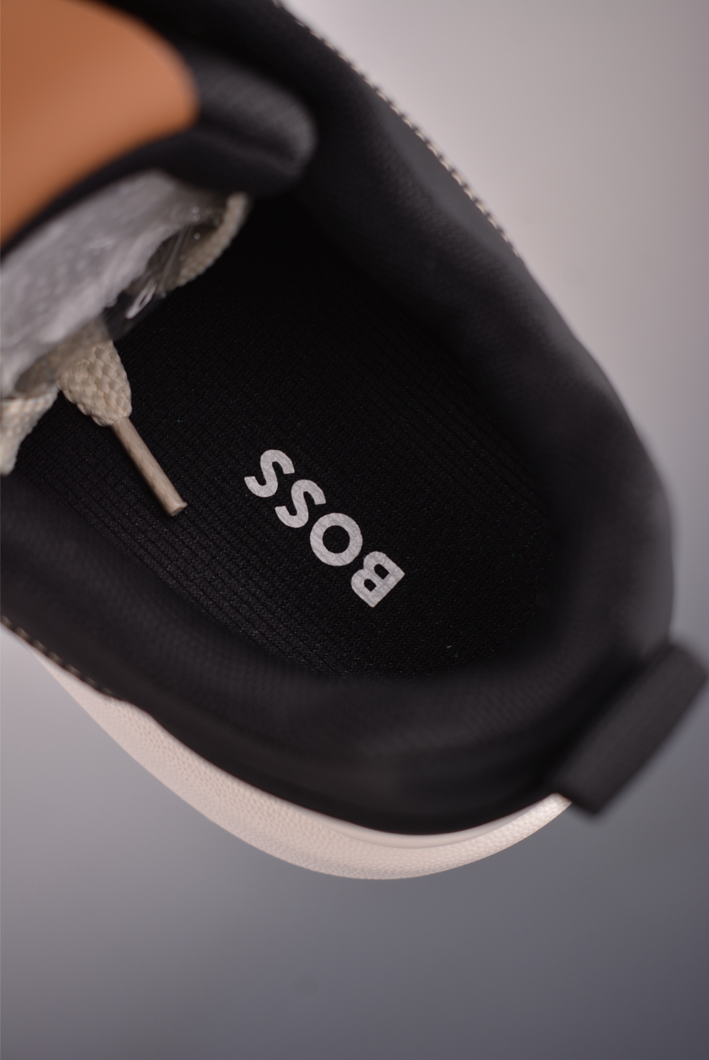 BOSS - 雨果博斯 秋季钢印版本 新款德国高端品牌专柜同步新款-Top High Quatity Cheap Sneakers Fashion Clothing Clothes Bags handbags Shoes of all Brand wholesale With The best Quality And Beautiful Price from China Factory Chinese suppliers wholesaler seller BOSS - 雨果博斯 秋季钢印版本 新款德国高端品牌专柜同步新款