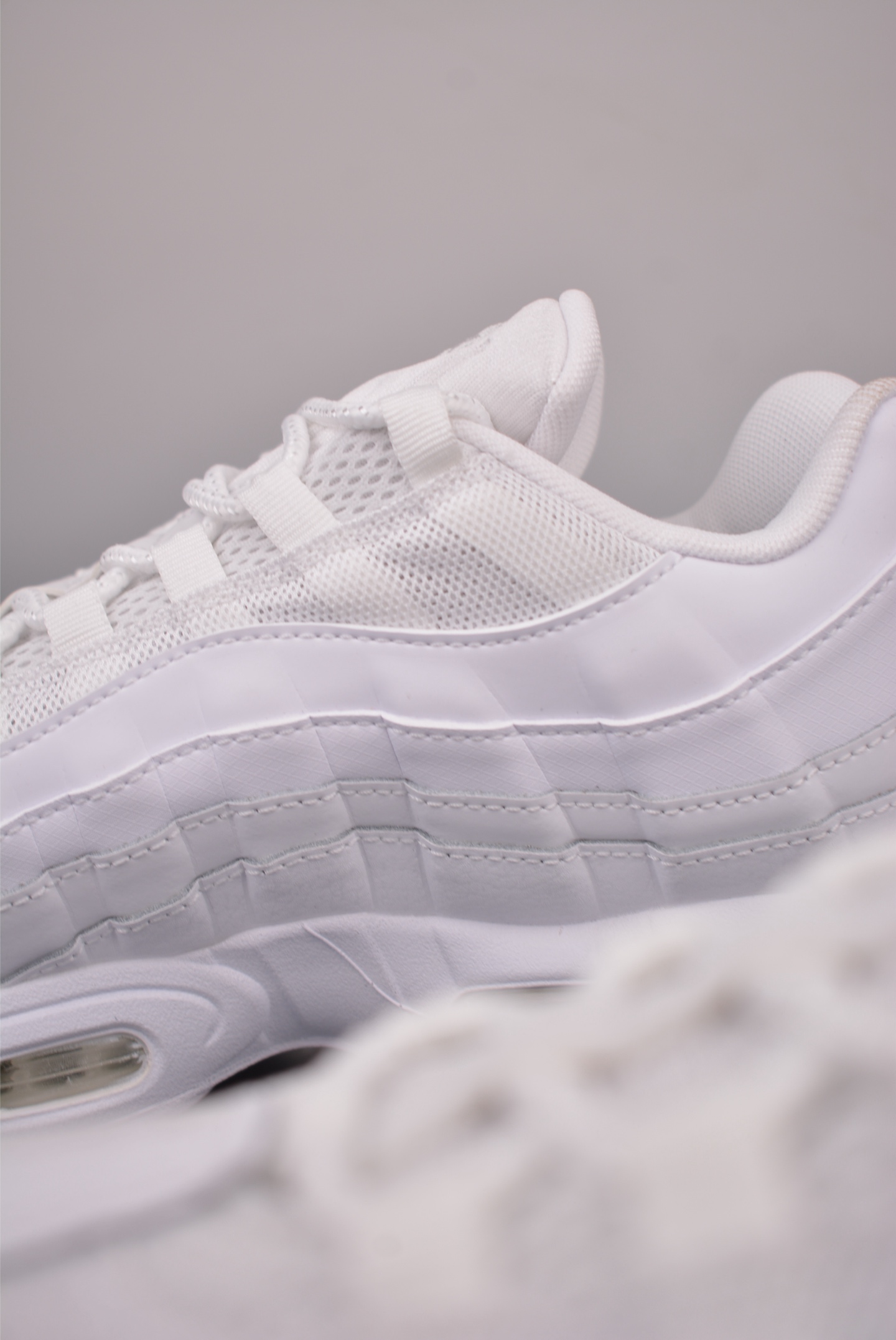 NIKE Air Max 95 纯原版本 潮流百搭 气垫缓震慢跑鞋 HM8755-100-Top High Quatity Cheap Sneakers Fashion Clothing Clothes Bags handbags Shoes of all Brand wholesale With The best Quality And Beautiful Price from China Factory Chinese suppliers wholesaler seller NIKE Air Max 95 纯原版本 潮流百搭 气垫缓震慢跑鞋 HM8755-100