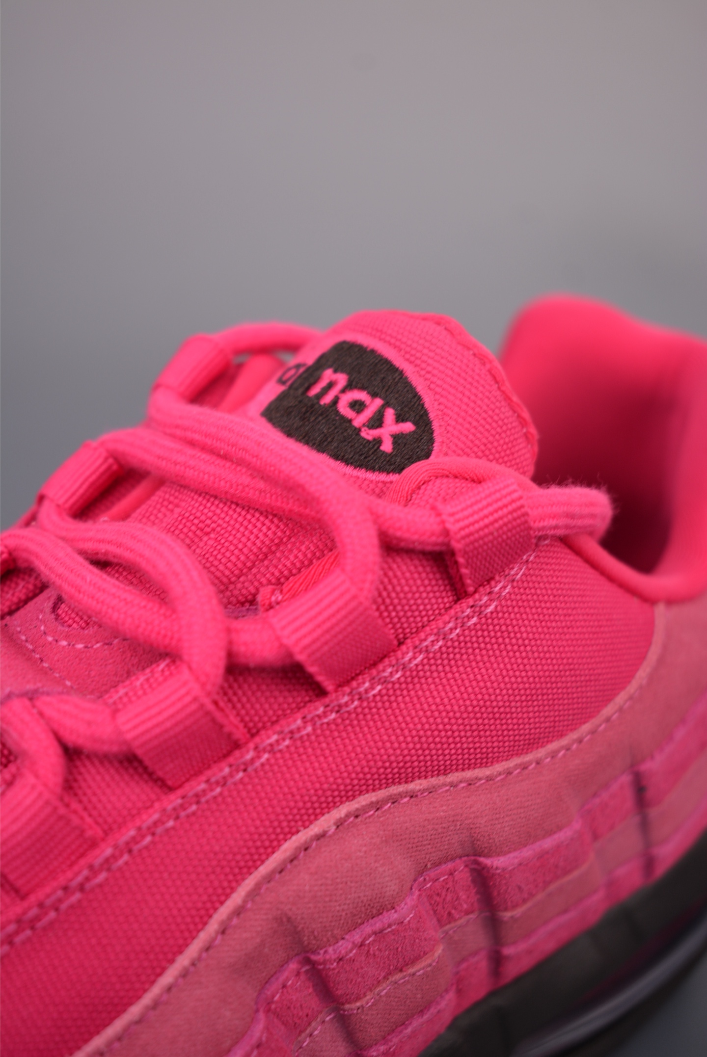 NIKE Air Max 95 纯原版本 潮流百搭 气垫缓震慢跑鞋 II7632-600 NIKE Air Max 95 纯原版本 潮流百搭 气垫缓震慢跑鞋 II7632-600