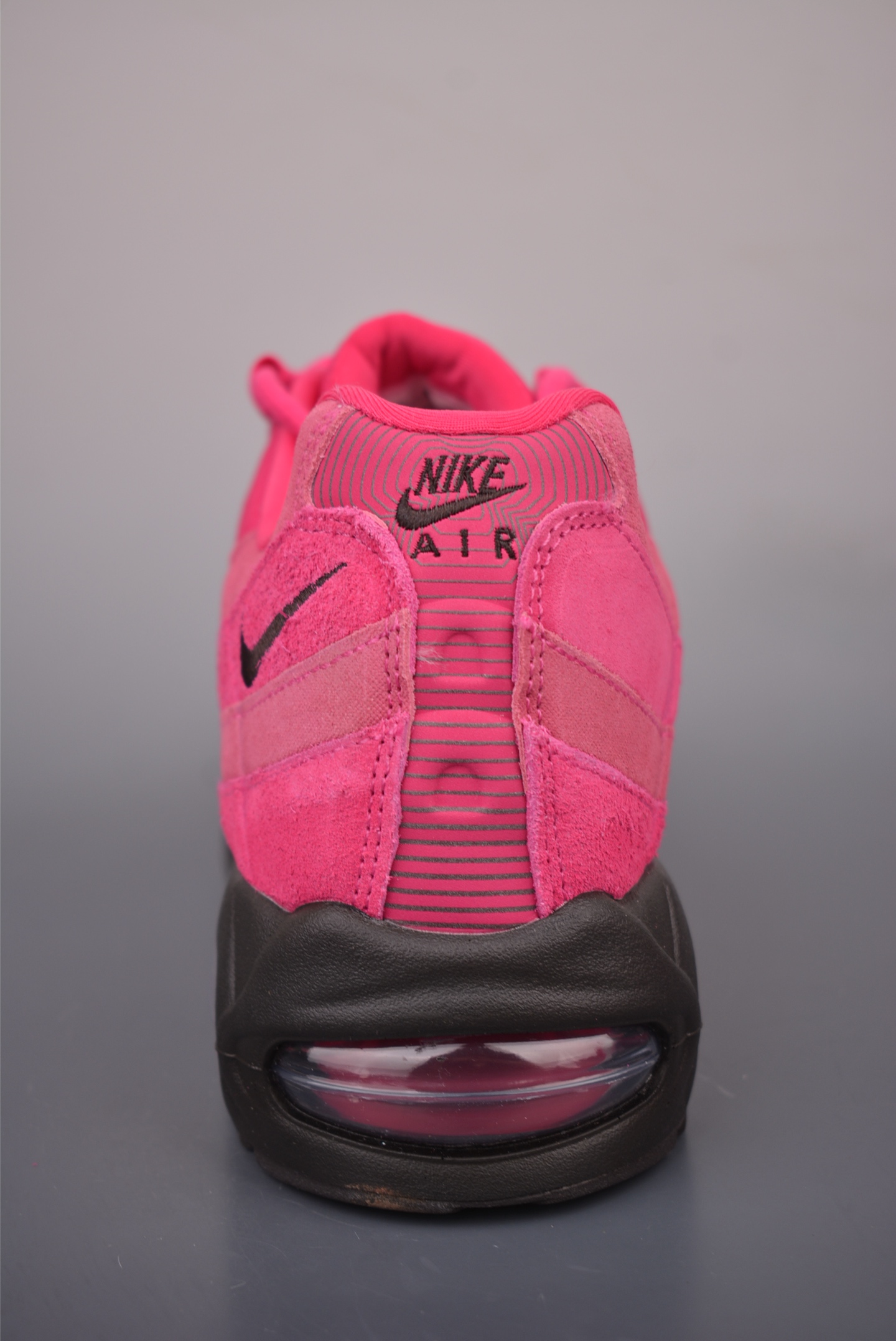 NIKE Air Max 95 纯原版本 潮流百搭 气垫缓震慢跑鞋 II7632-600 NIKE Air Max 95 纯原版本 潮流百搭 气垫缓震慢跑鞋 II7632-600