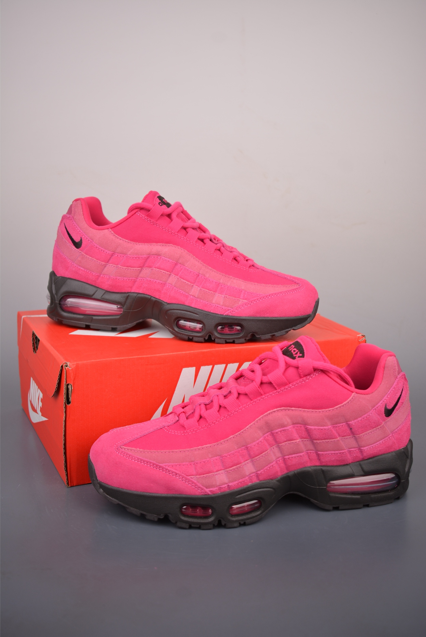 NIKE Air Max 95 纯原版本 潮流百搭 气垫缓震慢跑鞋 II7632-600 NIKE Air Max 95 纯原版本 潮流百搭 气垫缓震慢跑鞋 II7632-600