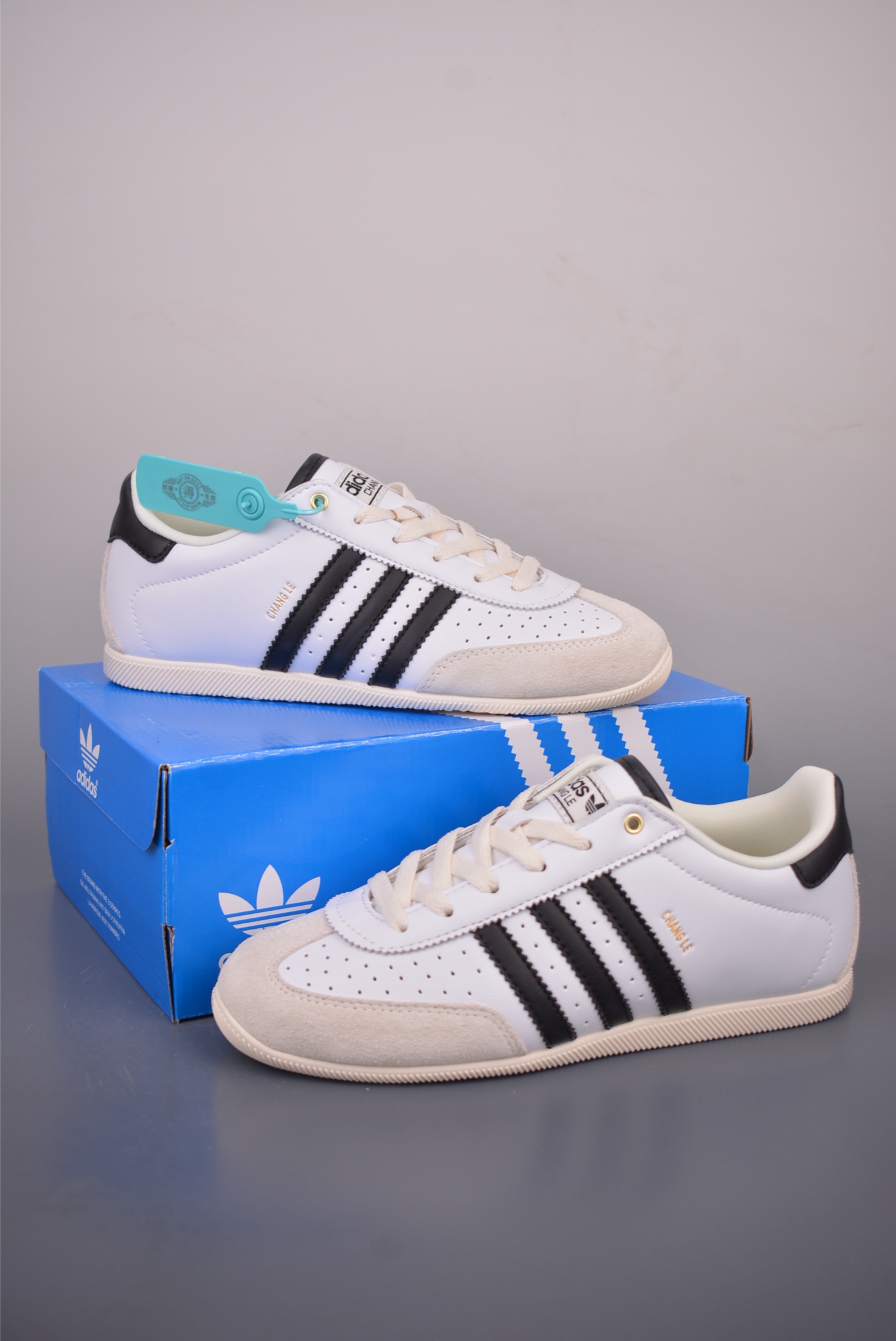 adidas阿迪达斯三叶草 T头鞋 CHANGLE 复古薄底经典运动鞋 KJ3959 adidas阿迪达斯三叶草 T头鞋 CHANGLE 复古薄底经典运动鞋 KJ3959