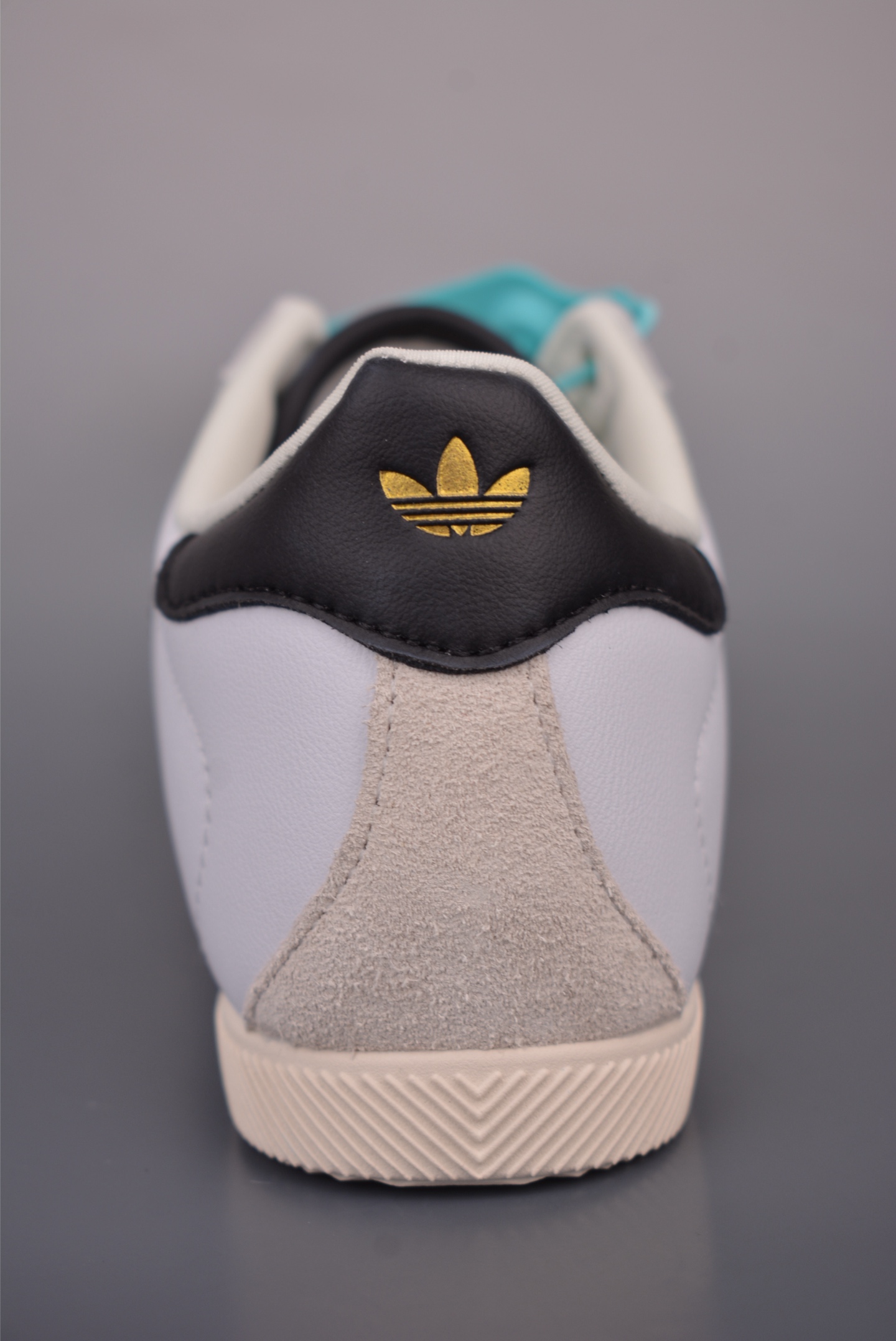 adidas阿迪达斯三叶草 T头鞋 CHANGLE 复古薄底经典运动鞋 KJ3959 adidas阿迪达斯三叶草 T头鞋 CHANGLE 复古薄底经典运动鞋 KJ3959
