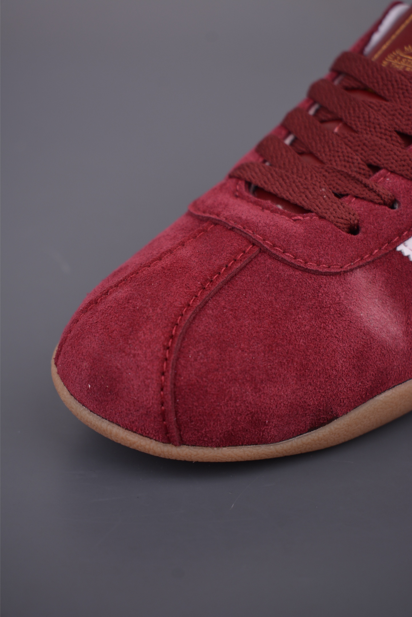 阿迪达斯Adidas Tokyo W 东京限定系列 复古百搭薄底德训运动T头鞋 KJ0699-Top High Quatity Cheap Sneakers Fashion Clothing Clothes Bags handbags Shoes of all Brand wholesale With The best Quality And Beautiful Price from China Factory Chinese suppliers wholesaler seller 阿迪达斯Adidas Tokyo W 东京限定系列 复古百搭薄底德训运动T头鞋 KJ0699