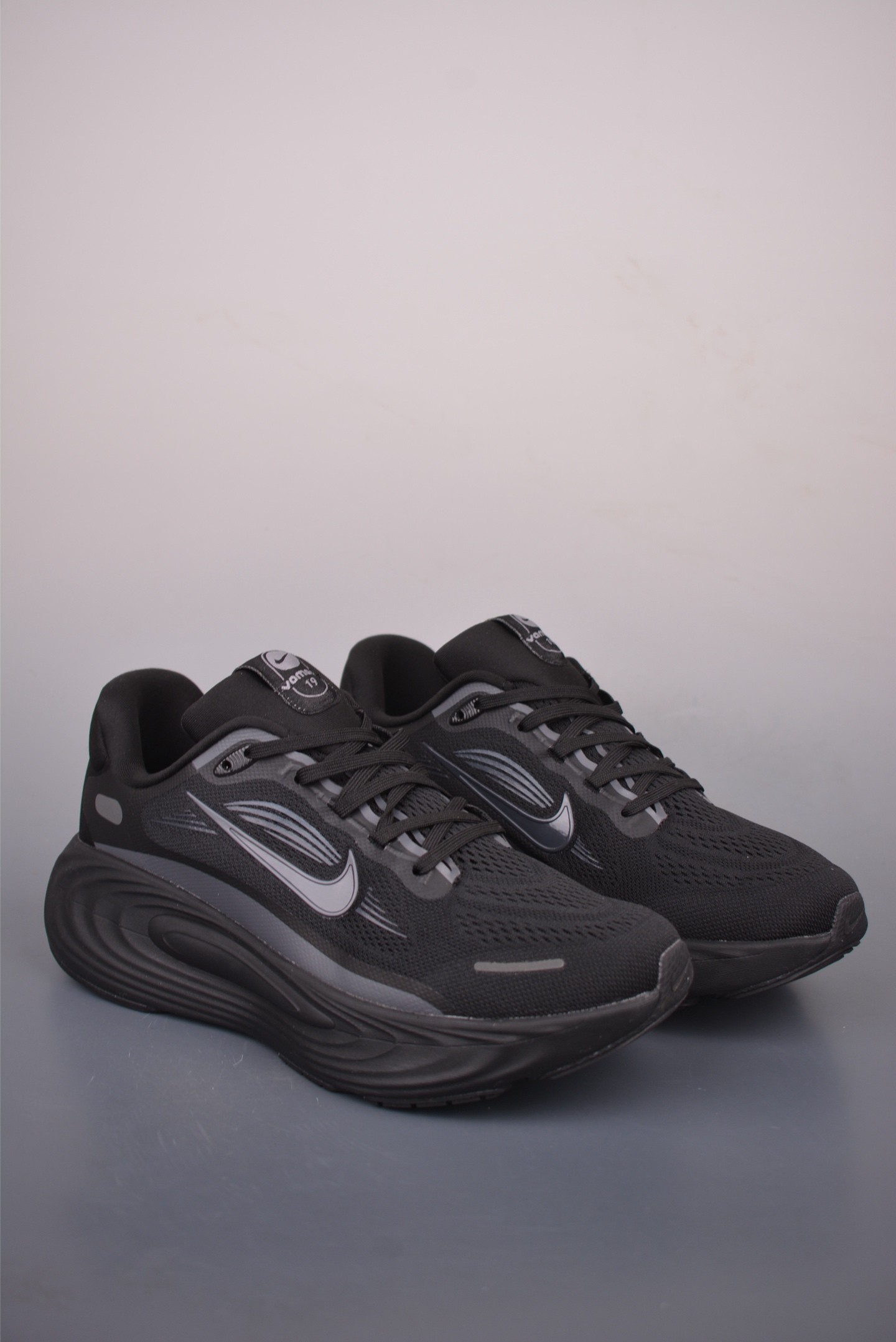 Nike Air Zoom Vomero 19 DX5819-002 Nike Air Zoom Vomero 19 DX5819-002