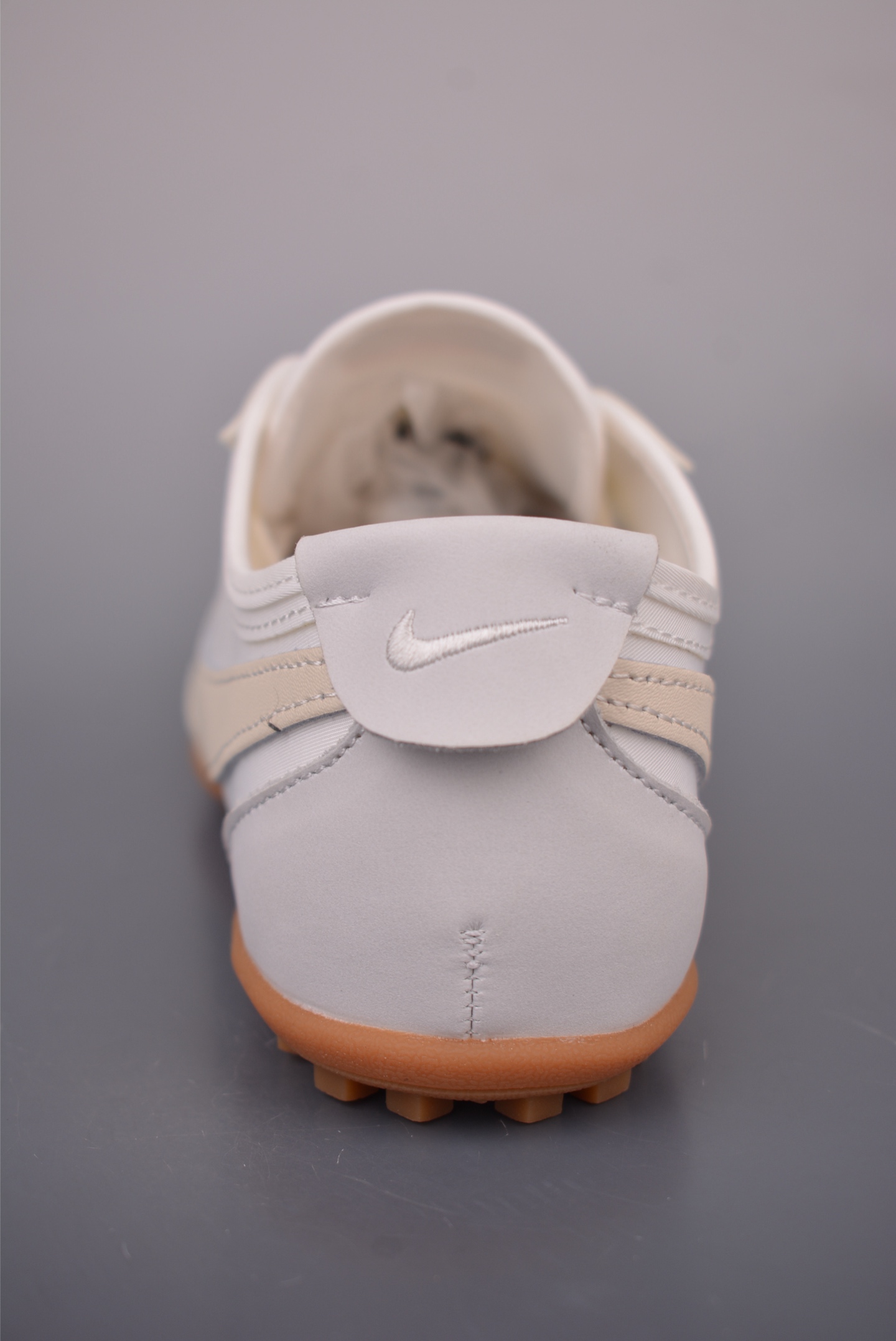 Nike Moon Shoe Summit 耐克 柔软舒适防滑耐磨 低帮休闲板鞋 IW0955-100-Top High Quatity Cheap Sneakers Fashion Clothing Clothes Bags handbags Shoes of all Brand wholesale With The best Quality And Beautiful Price from China Factory Chinese suppliers wholesaler seller Nike Moon Shoe Summit 耐克 柔软舒适防滑耐磨 低帮休闲板鞋 IW0955-100