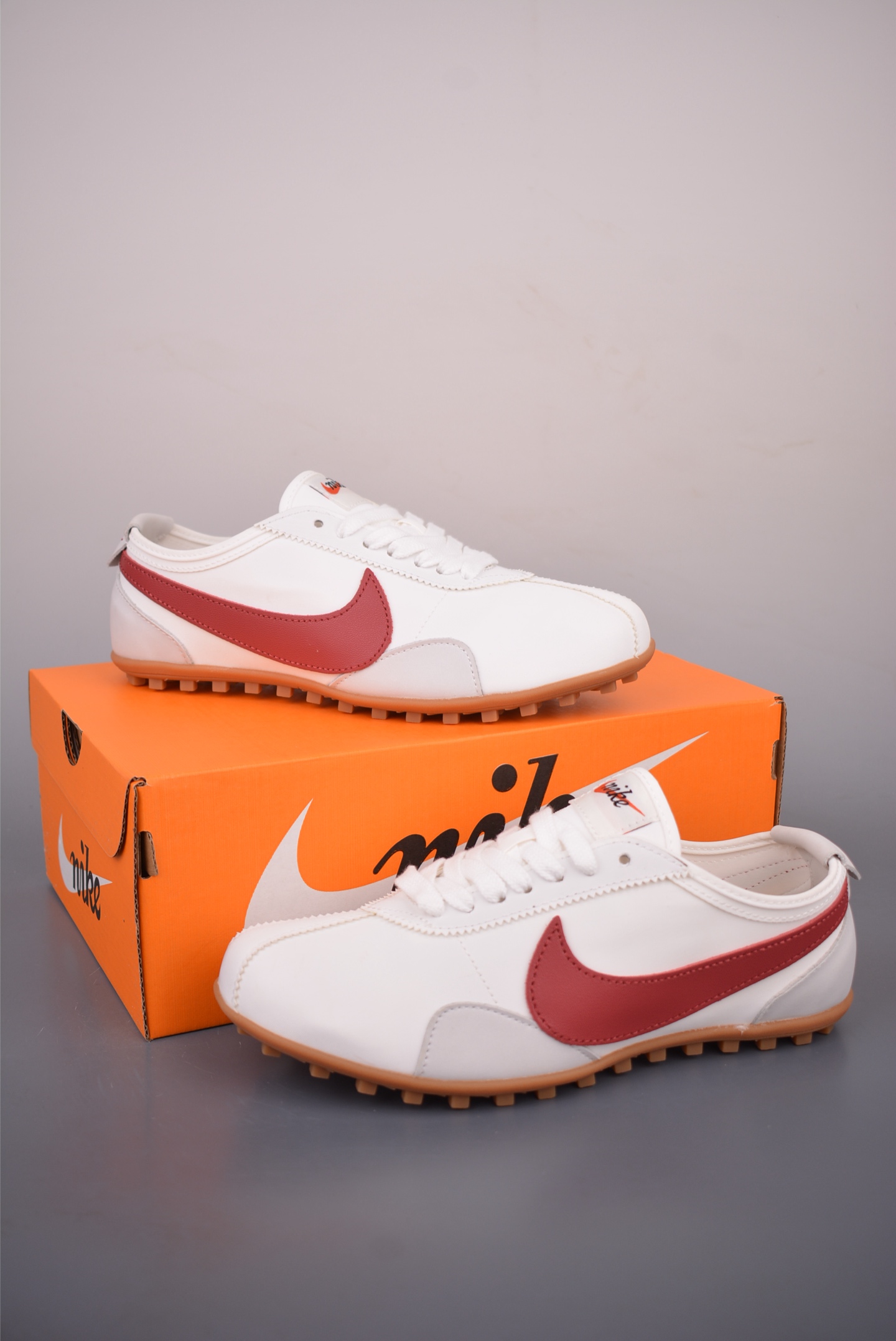 Nike Moon Shoe Summit 耐克 柔软舒适防滑耐磨 低帮休闲板鞋 II0407-100