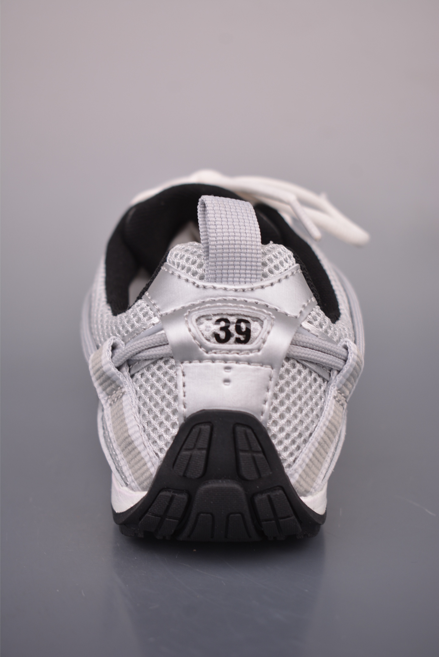Balenciaga巴黎世家 25代Radar 圆头系带 做旧效果 865704-Top High Quatity Cheap Sneakers Fashion Clothing Clothes Bags handbags Shoes of all Brand wholesale With The best Quality And Beautiful Price from China Factory Chinese suppliers wholesaler seller Balenciaga巴黎世家 25代Radar 圆头系带 做旧效果 865704