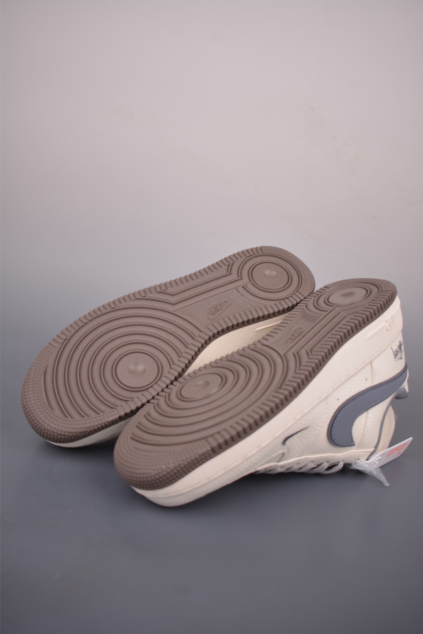 Nike Air Force 1 Low 斯图西联名 MM3399-827-Top High Quatity Cheap Sneakers Fashion Clothing Clothes Bags handbags Shoes of all Brand wholesale With The best Quality And Beautiful Price from China Factory Chinese suppliers wholesaler seller Nike Air Force 1 Low 斯图西联名 MM3399-827