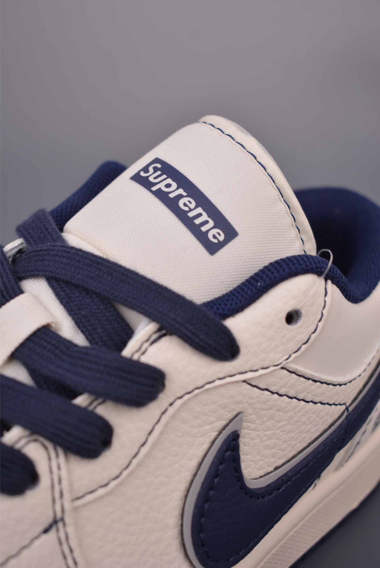 Nike Jordan Air Jordan 1 Supreme联名 XX3168-176-Top High Quatity Cheap Sneakers Fashion Clothing Clothes Bags handbags Shoes of all Brand wholesale With The best Quality And Beautiful Price from China Factory Chinese suppliers wholesaler seller Nike Jordan Air Jordan 1 Supreme联名 XX3168-176