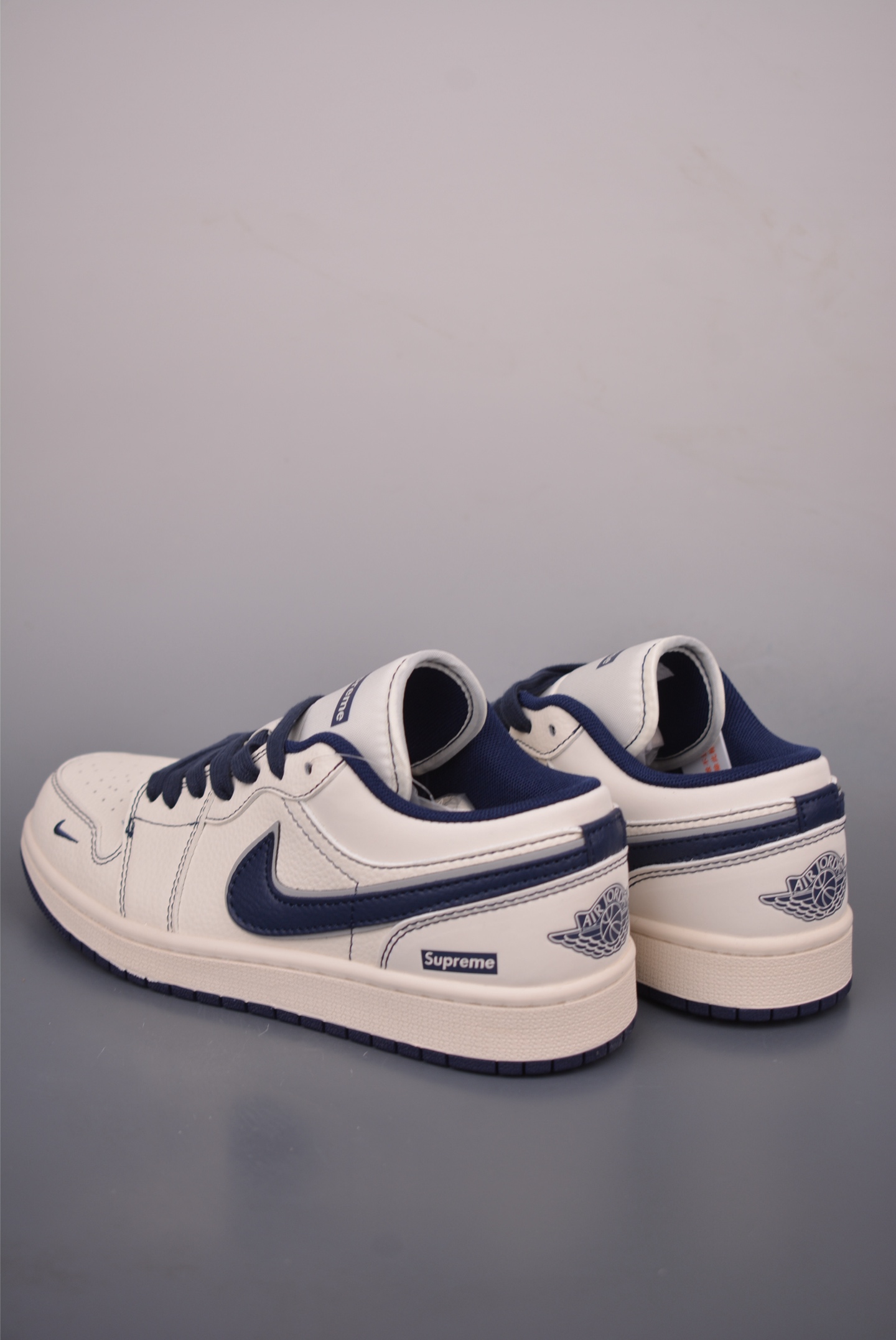 Nike Jordan Air Jordan 1 Supreme联名 XX3168-176-Top High Quatity Cheap Sneakers Fashion Clothing Clothes Bags handbags Shoes of all Brand wholesale With The best Quality And Beautiful Price from China Factory Chinese suppliers wholesaler seller Nike Jordan Air Jordan 1 Supreme联名 XX3168-176
