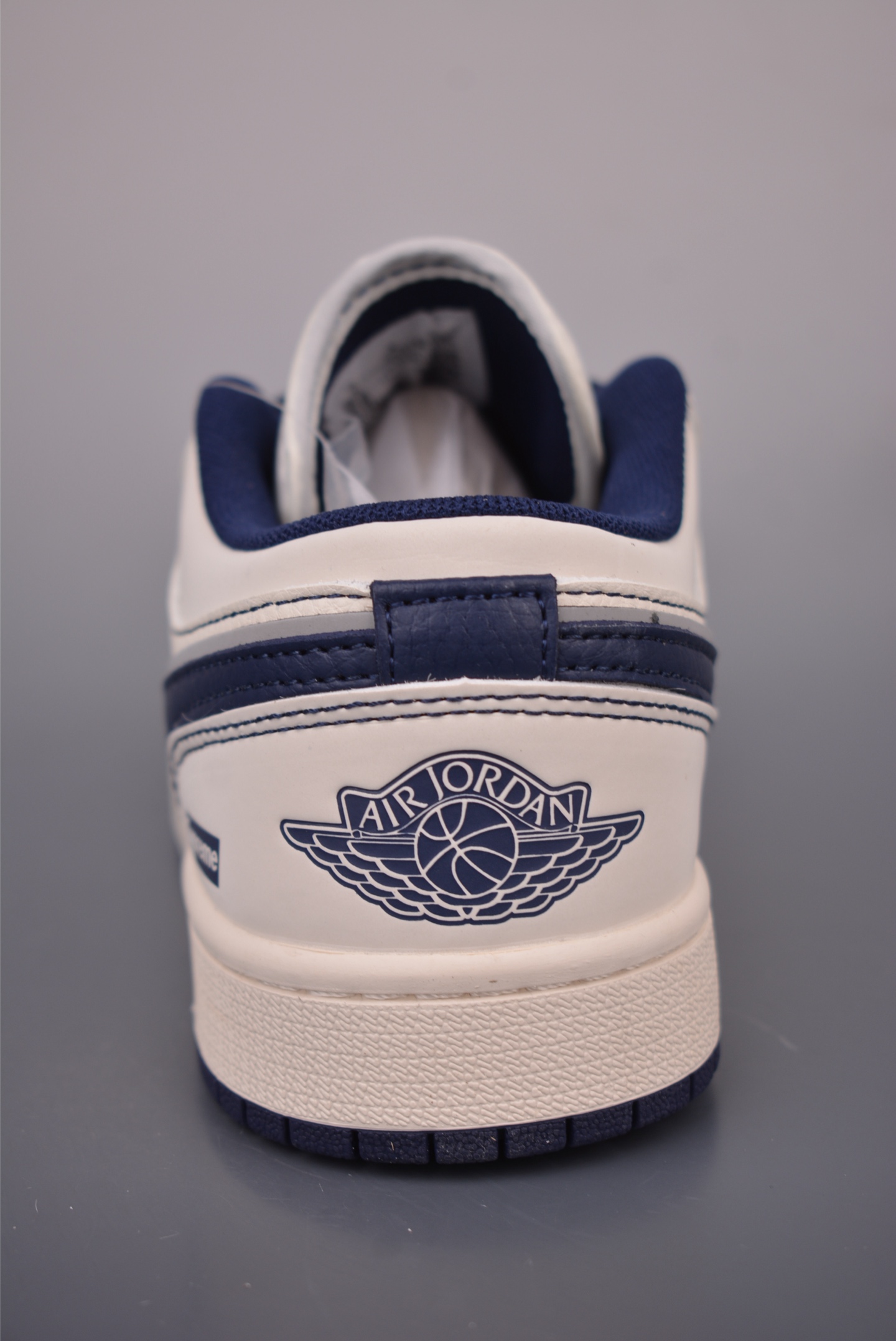 Nike Jordan Air Jordan 1 Supreme联名 XX3168-176-Top High Quatity Cheap Sneakers Fashion Clothing Clothes Bags handbags Shoes of all Brand wholesale With The best Quality And Beautiful Price from China Factory Chinese suppliers wholesaler seller Nike Jordan Air Jordan 1 Supreme联名 XX3168-176