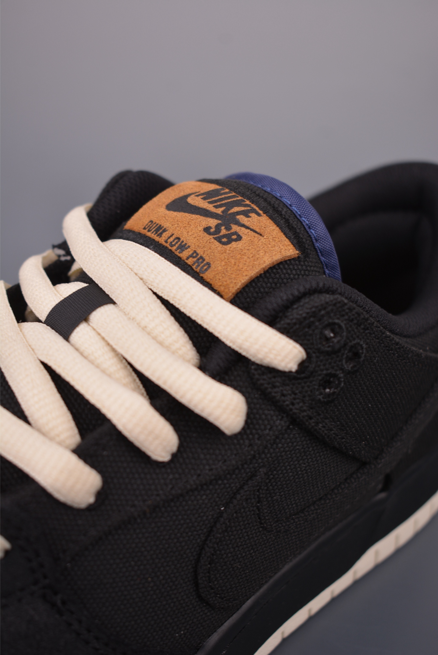 Nike SB Dunk Low 黑白 DX6775-400 Nike SB Dunk Low 黑白 DX6775-400