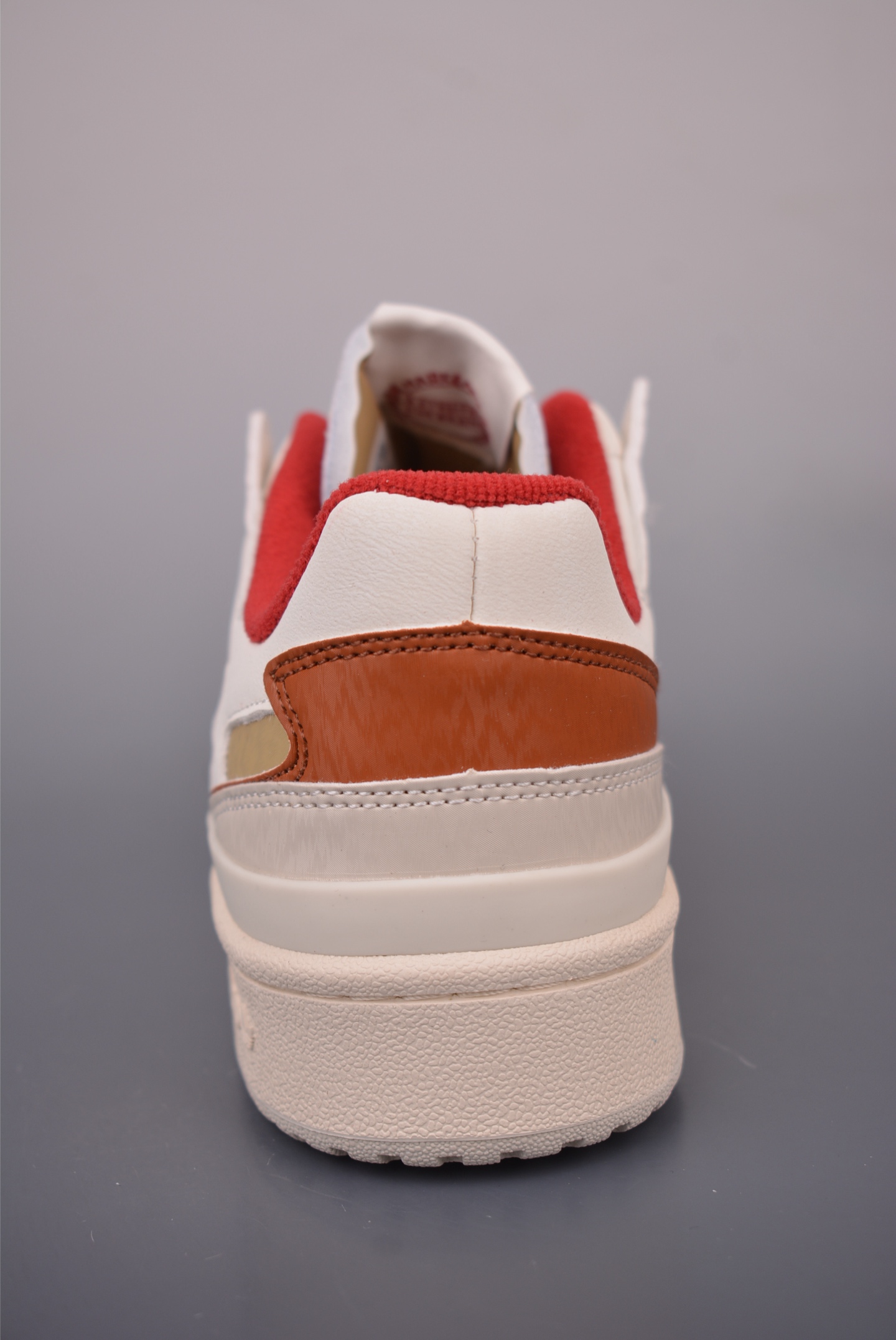 海外渠道版 原盒原标 Adidas Forum LOW CL 三叶草低邦 经典魔术贴复古板鞋 KJ8751