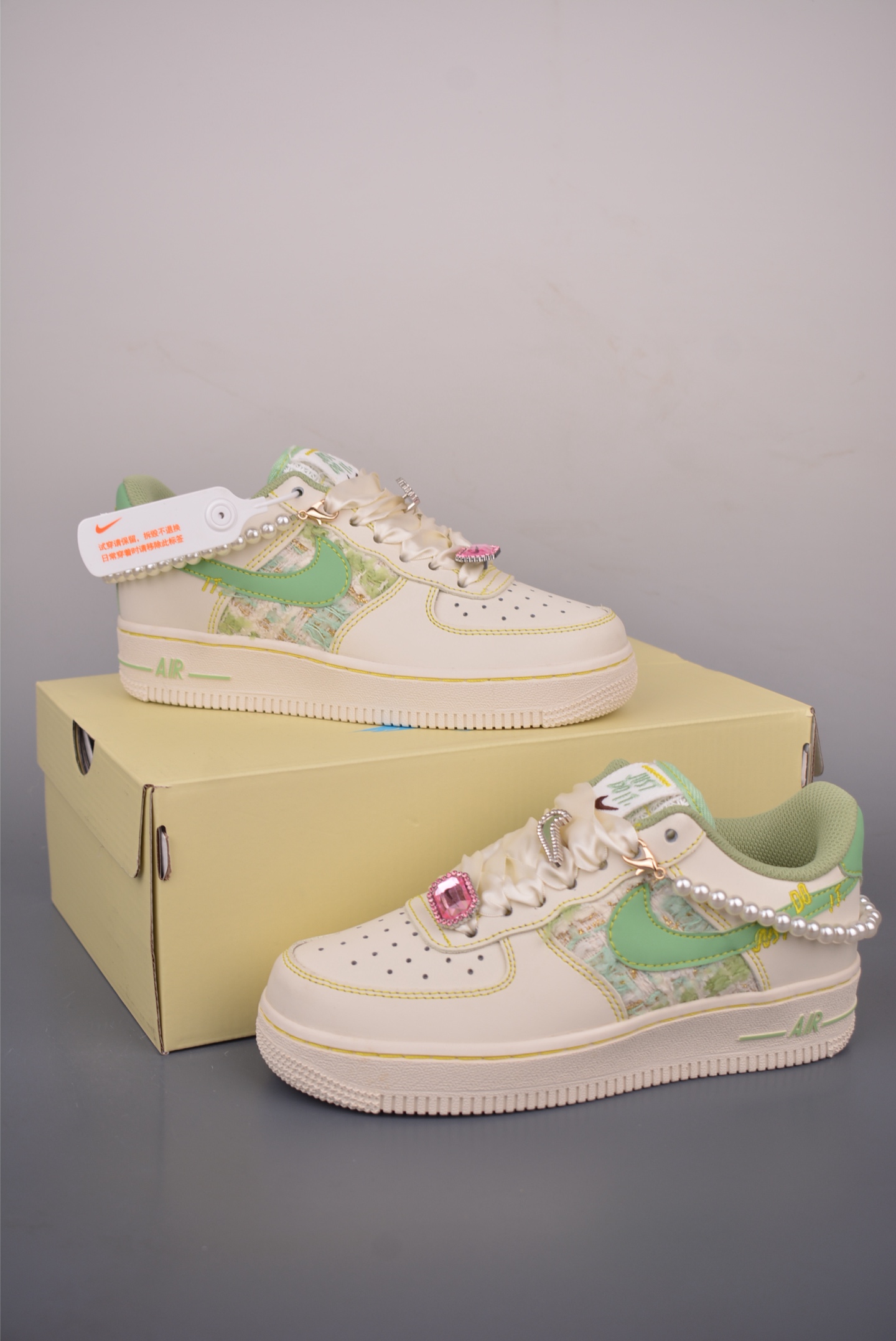 Nike Air Force 1 Low 青珠画镜 FJ7740-111-Top High Quatity Cheap Sneakers Fashion Clothing Clothes Bags handbags Shoes of all Brand wholesale With The best Quality And Beautiful Price from China Factory Chinese suppliers wholesaler seller Nike Air Force 1 Low 青珠画镜 FJ7740-111