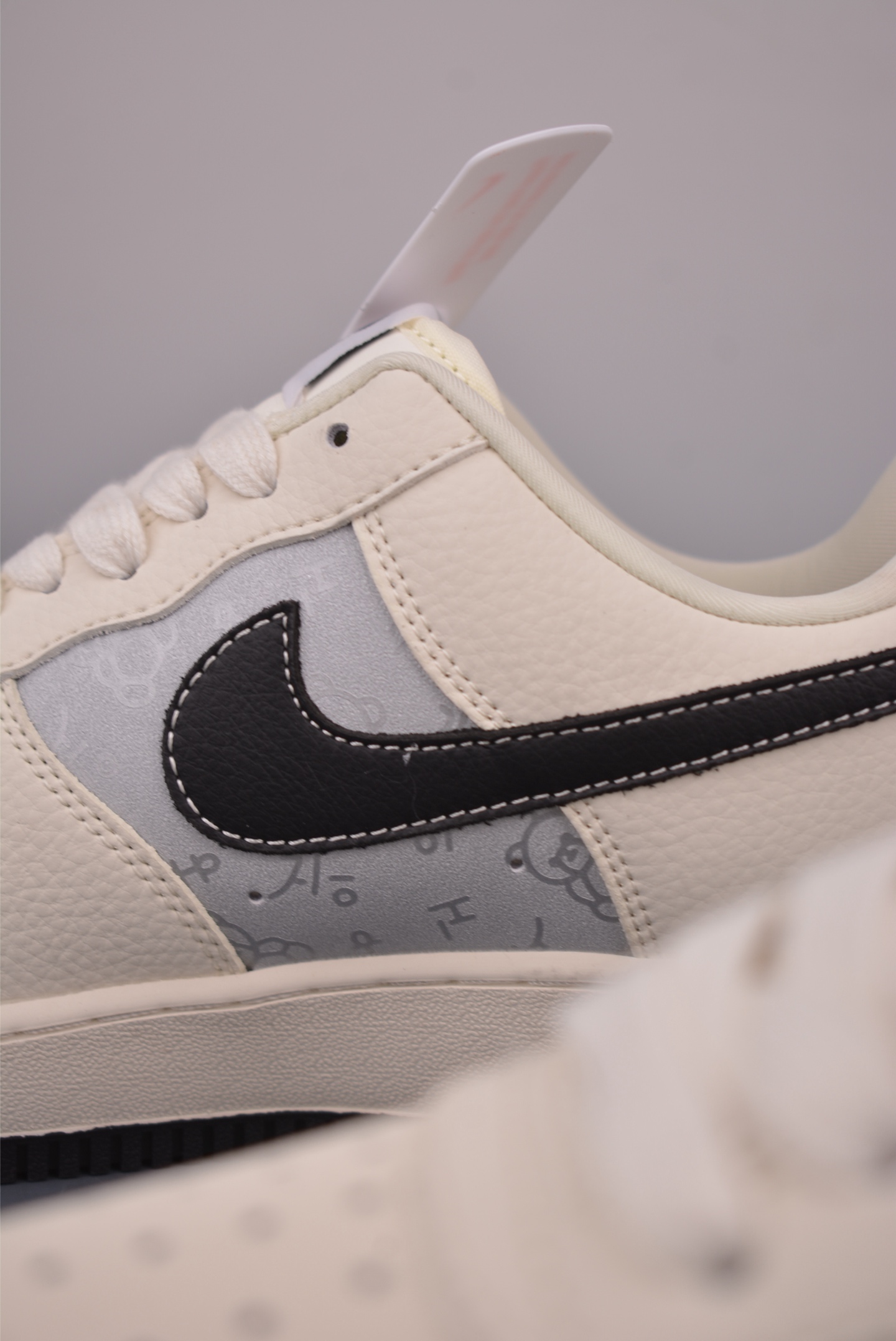 Nike Air Force 1 Low 暴力熊联名 DW8806-017