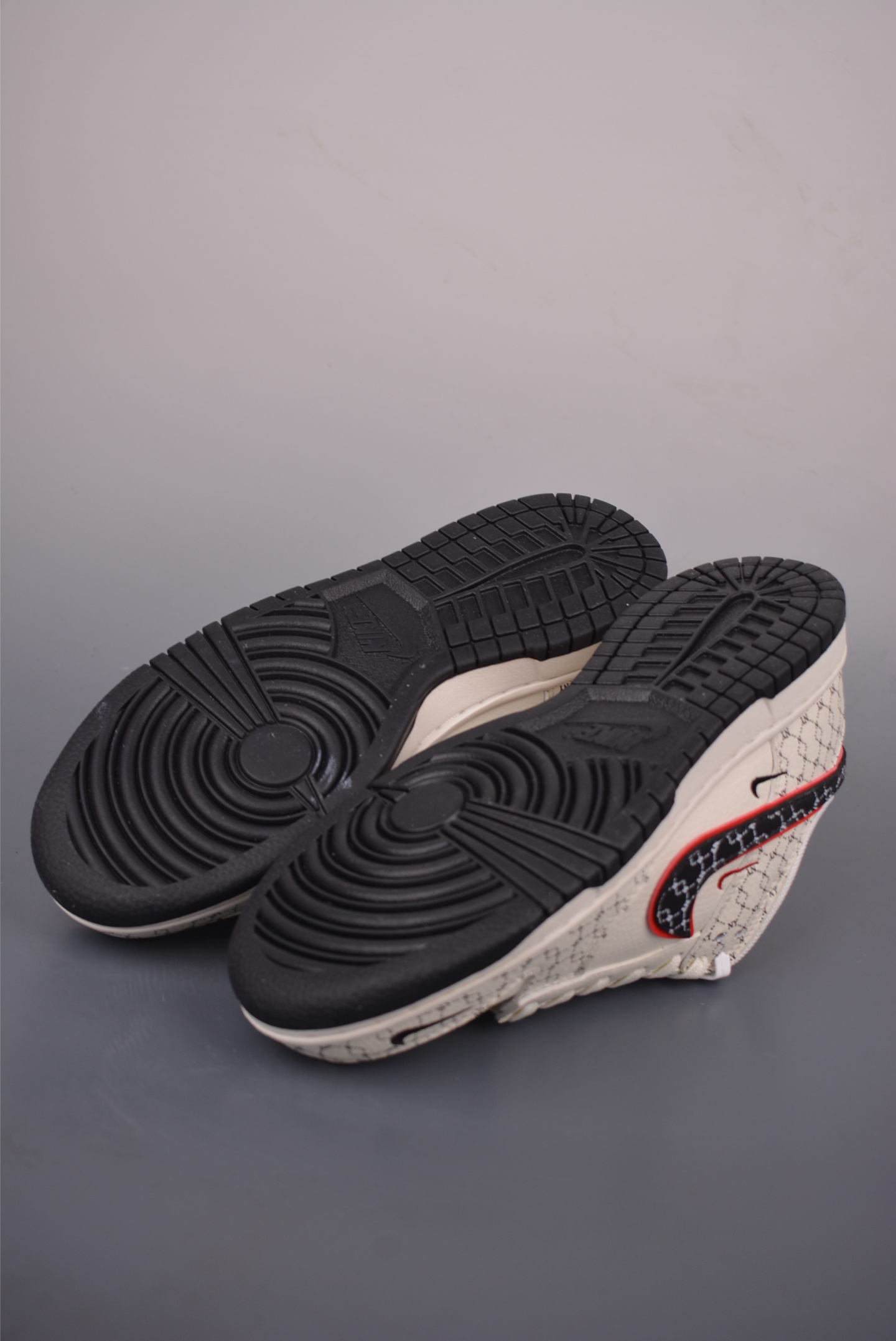 Nike SB Dunk Low MLB联名 HS1024-002-Top High Quatity Cheap Sneakers Fashion Clothing Clothes Bags handbags Shoes of all Brand wholesale With The best Quality And Beautiful Price from China Factory Chinese suppliers wholesaler seller Nike SB Dunk Low MLB联名 HS1024-002