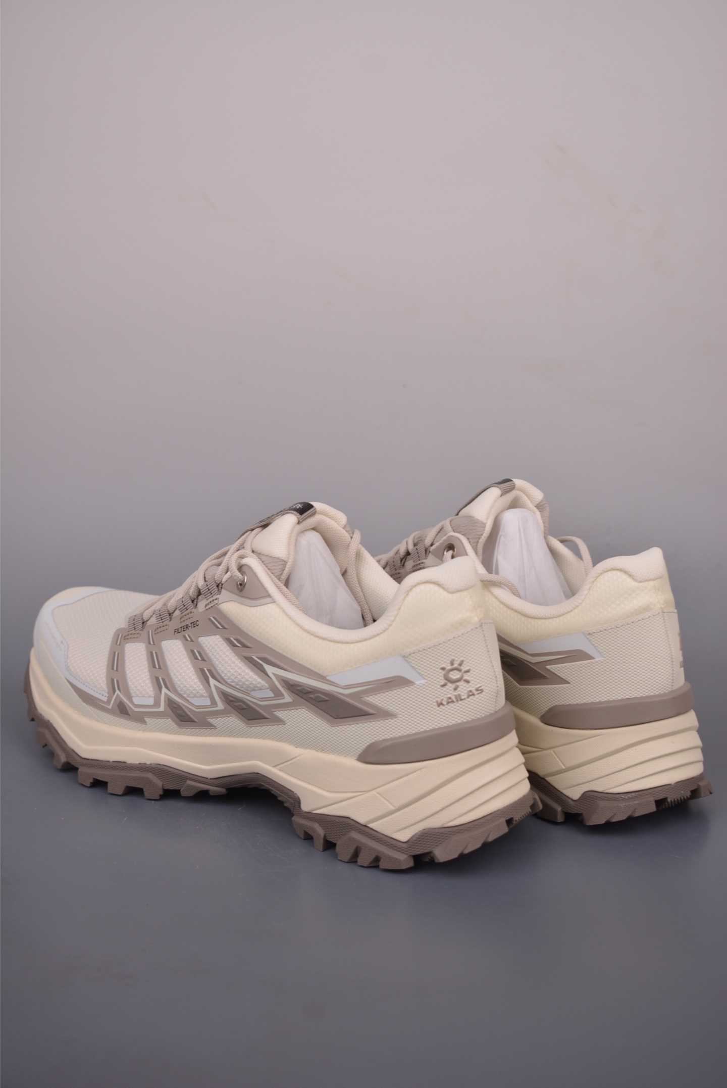 凯乐石KAILAS 远征 2 Max Flt 简约经典登山 防水徒步鞋 KS261