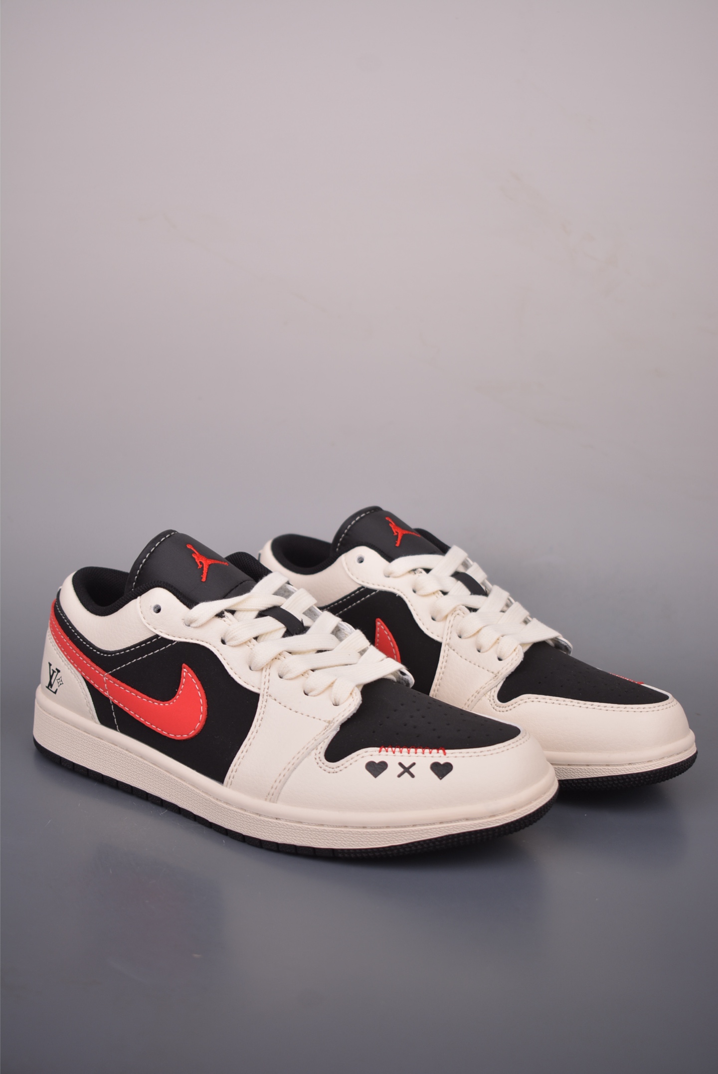 Nike Jordan Air Jordan 1 LV联名 纯原大厂出品 极力推薦 定制鞋盒 大厂纯原品质出货 超高清洁度 皮料切割干净无任何毛边 细节完美 官方货号:CW6688 1001635