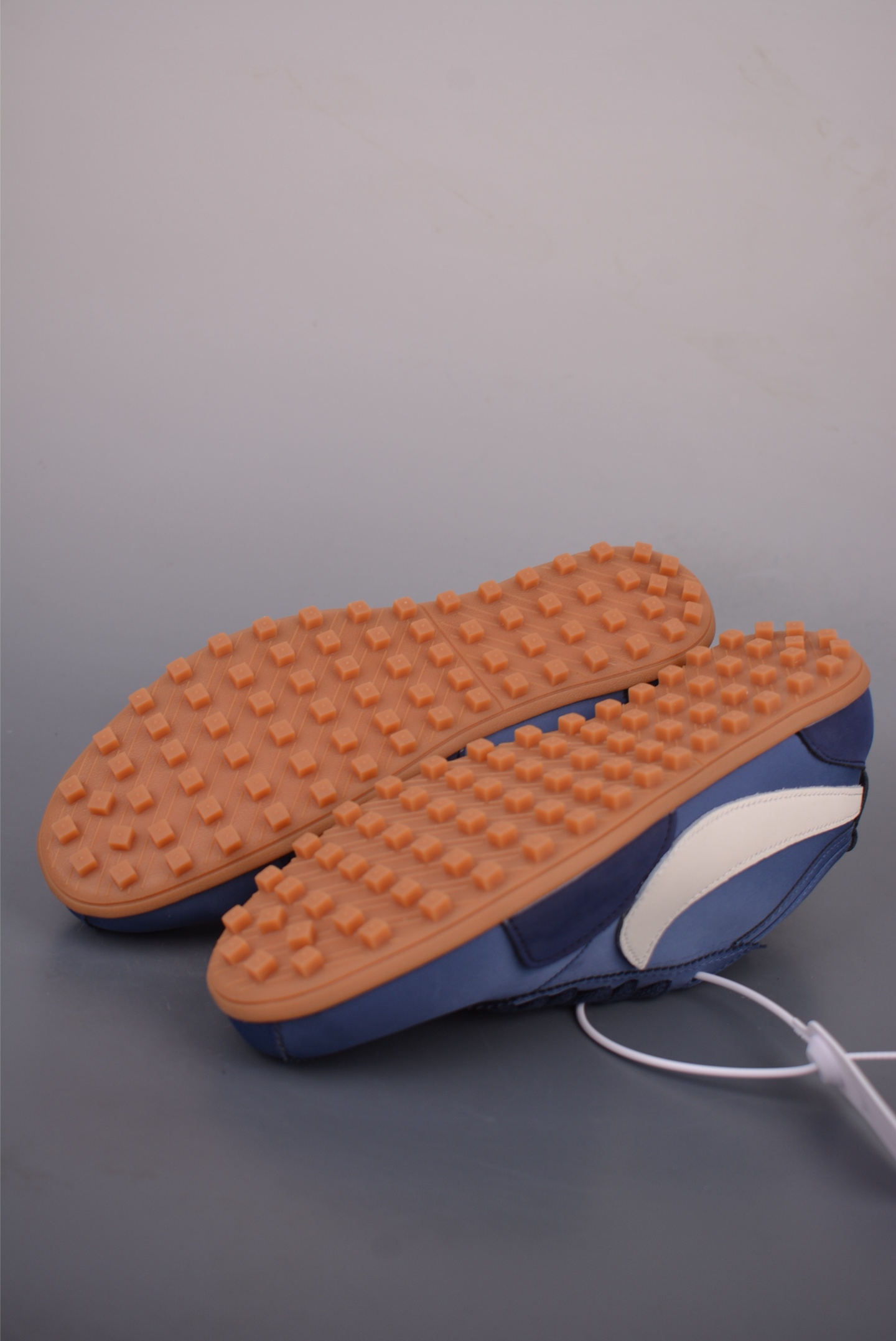 Кроссовки Nike Moon Shoe OG