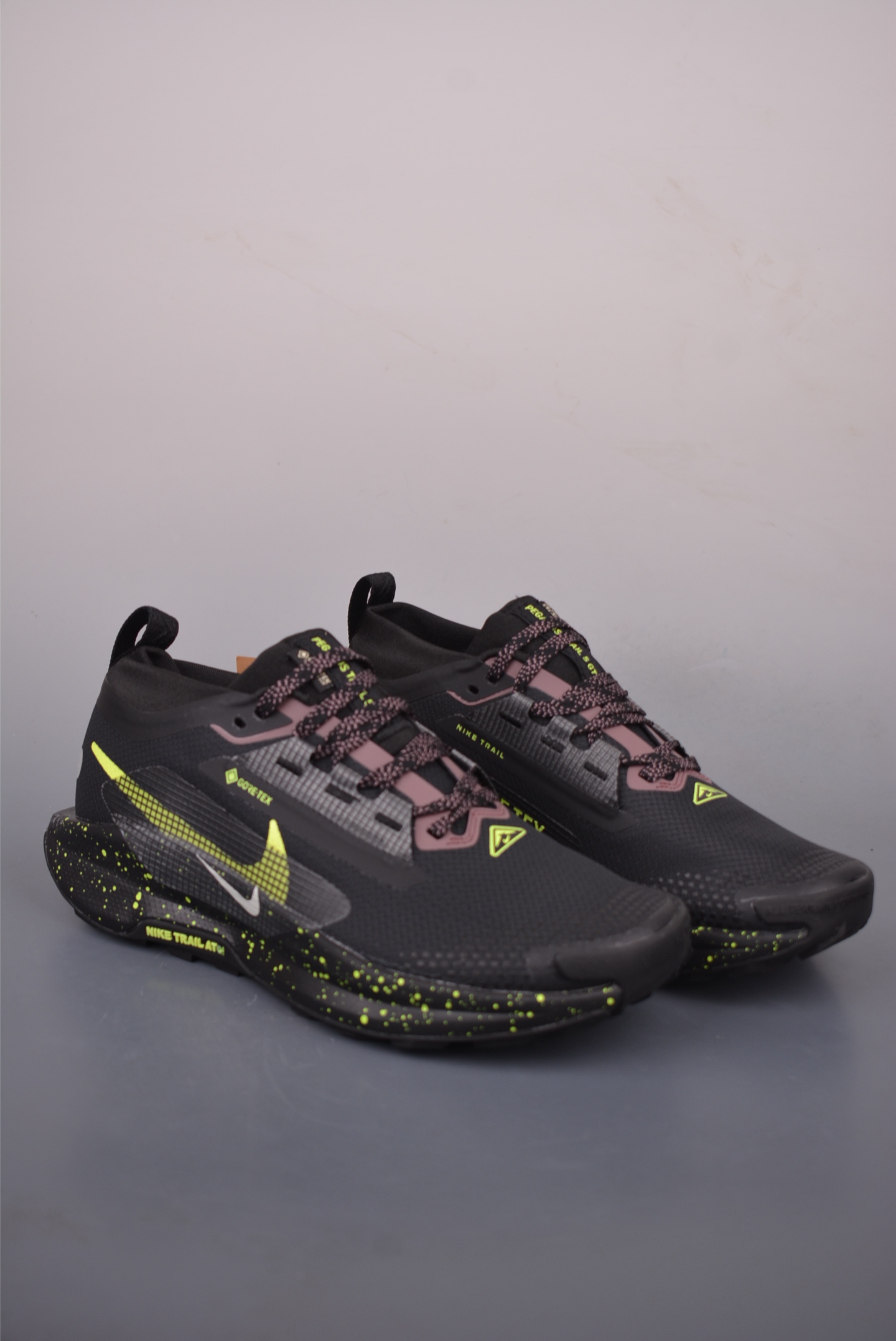 Кроссовки Nike ACG Zegama Trail