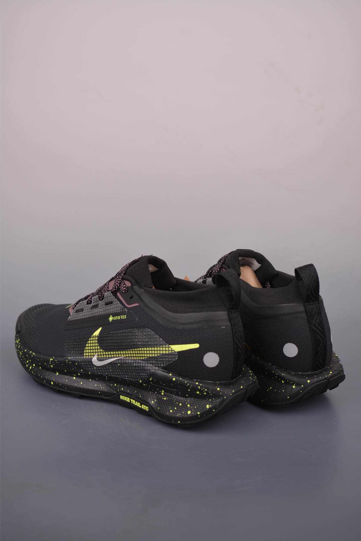 Кроссовки Nike ACG Zegama Trail