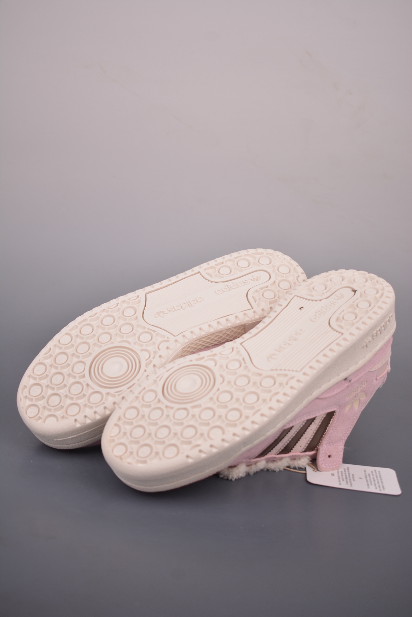 Кроссовки Adidas