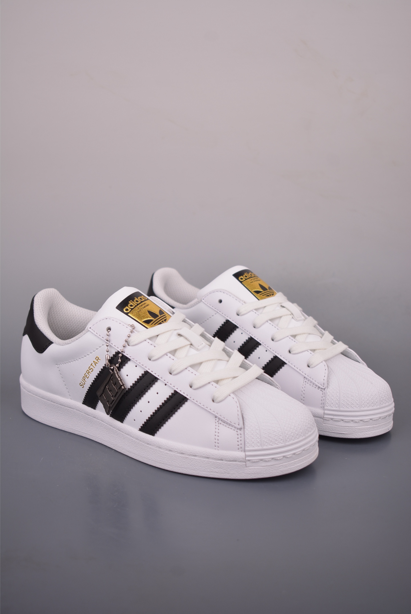 Кроссовки Adidas Superstar 2