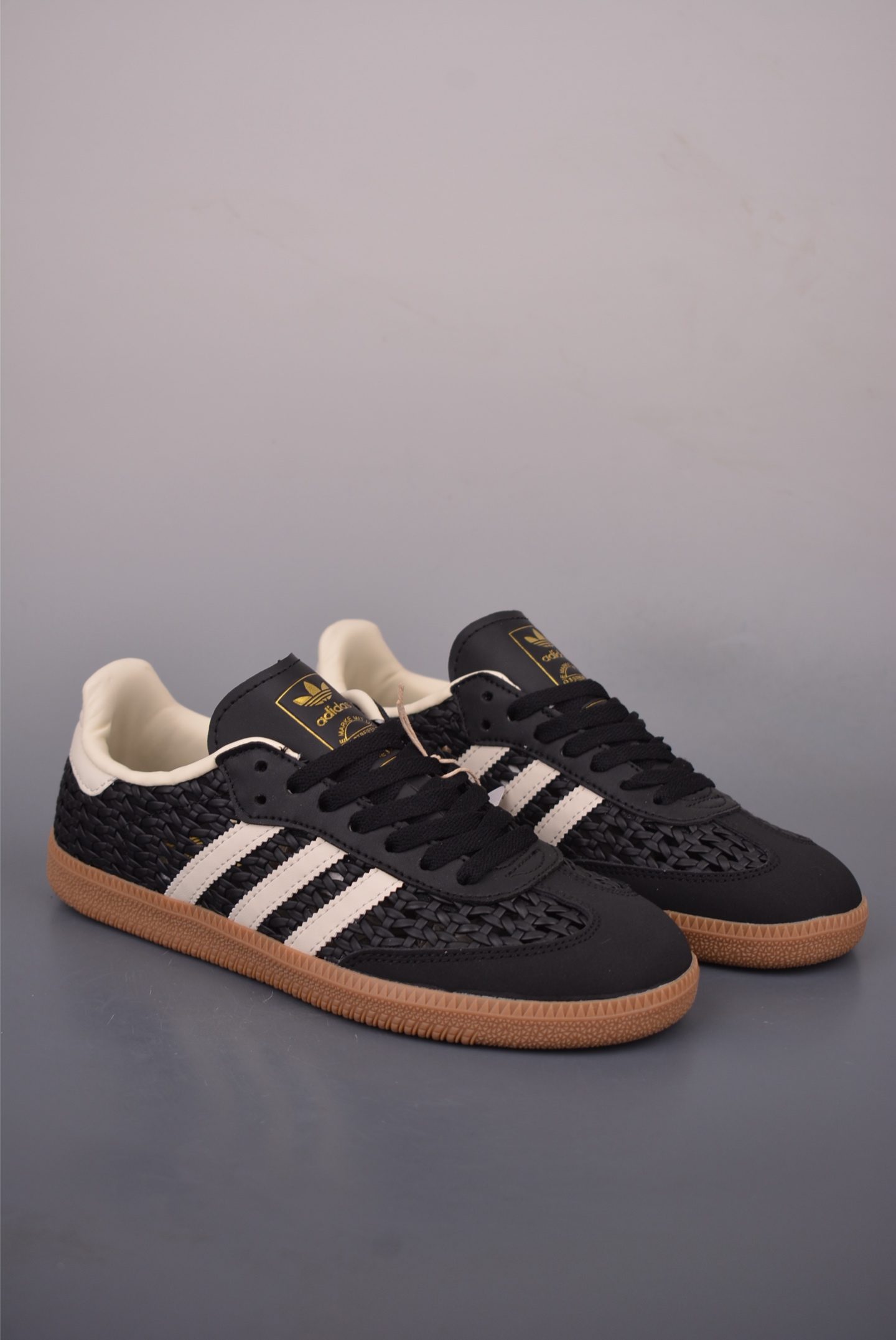 кроссовки Adidas Samba черные плетеные
