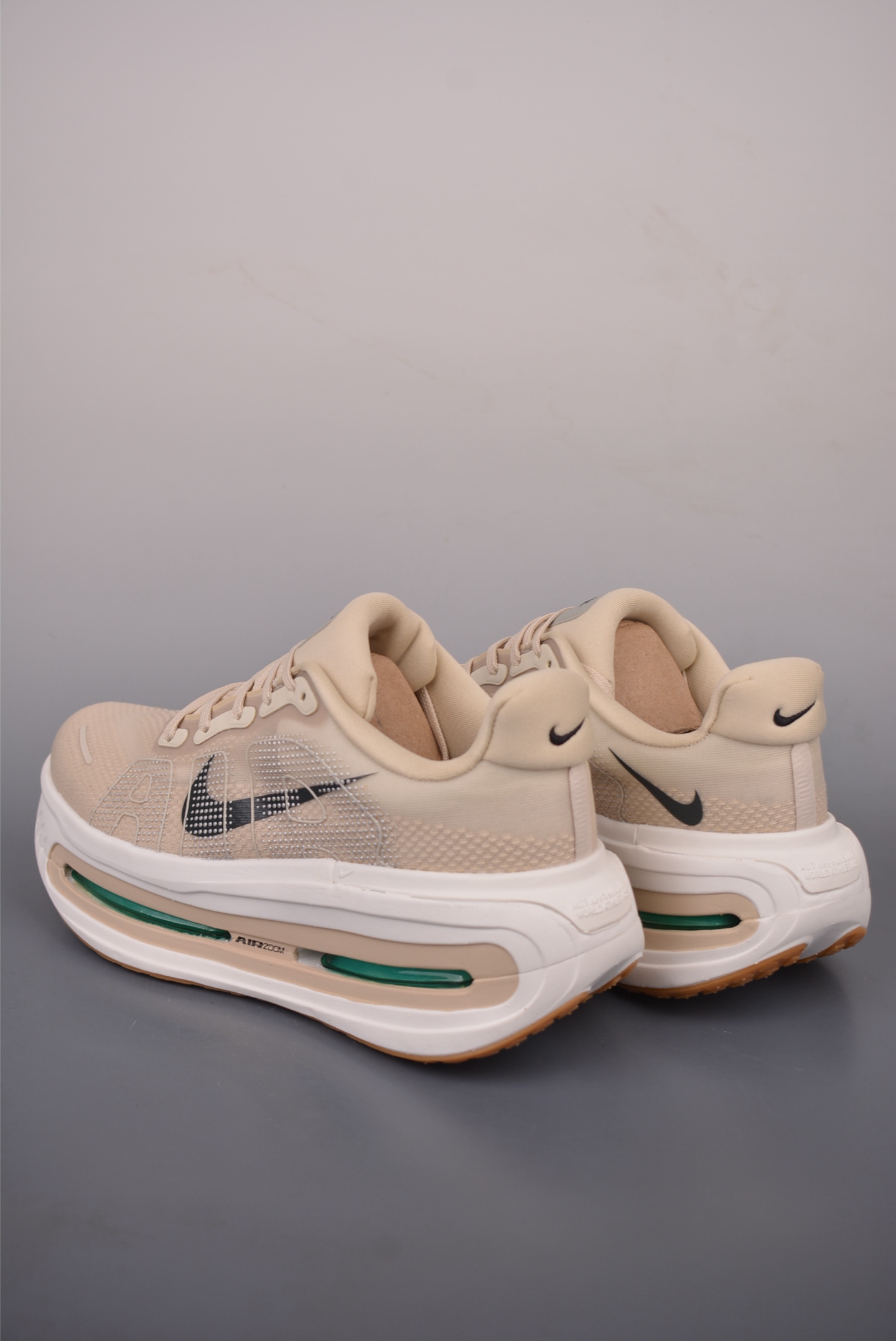 Мужские кроссовки Nike Vomero Premium Air