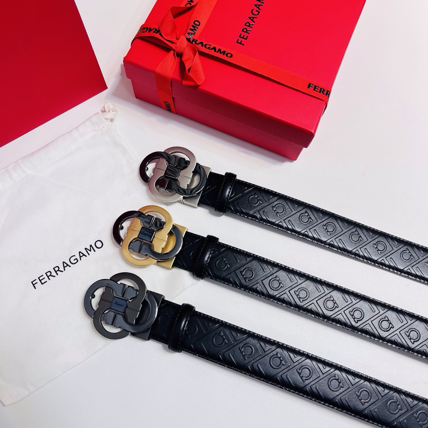 Ferragamo，菲拉格慕 ，宽度3.5cm 高级定制款男士皮带 双面进口牛皮 可双面使用 自行选择搭