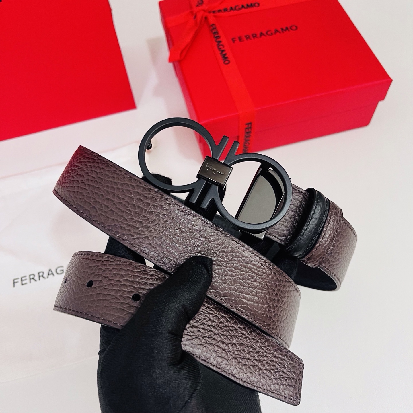 Ferragamo，菲拉格慕 ，宽度3.5cm 高级定制款男士皮带 黑咖双面进口牛皮 可双面使用 自行选