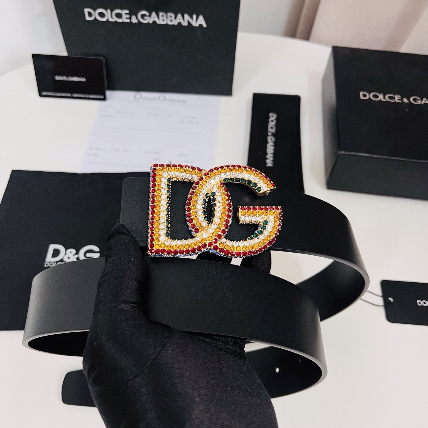 Dolce&Gabbana 新款 满天星 电镀金属徽标搭扣•搭扣下方设有点扣• 无镍搭扣与配件• 意大利