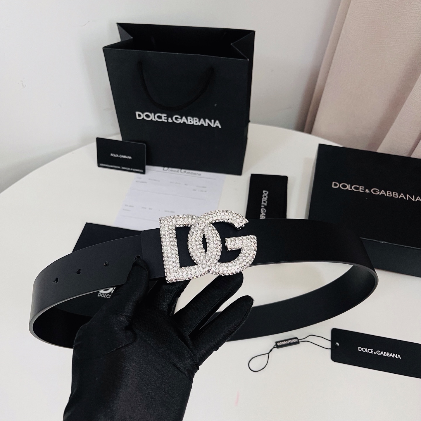 Dolce&Gabbana 新款 满天星 电镀金属徽标搭扣•搭扣下方设有点扣• 无镍搭扣与配件• 意大利