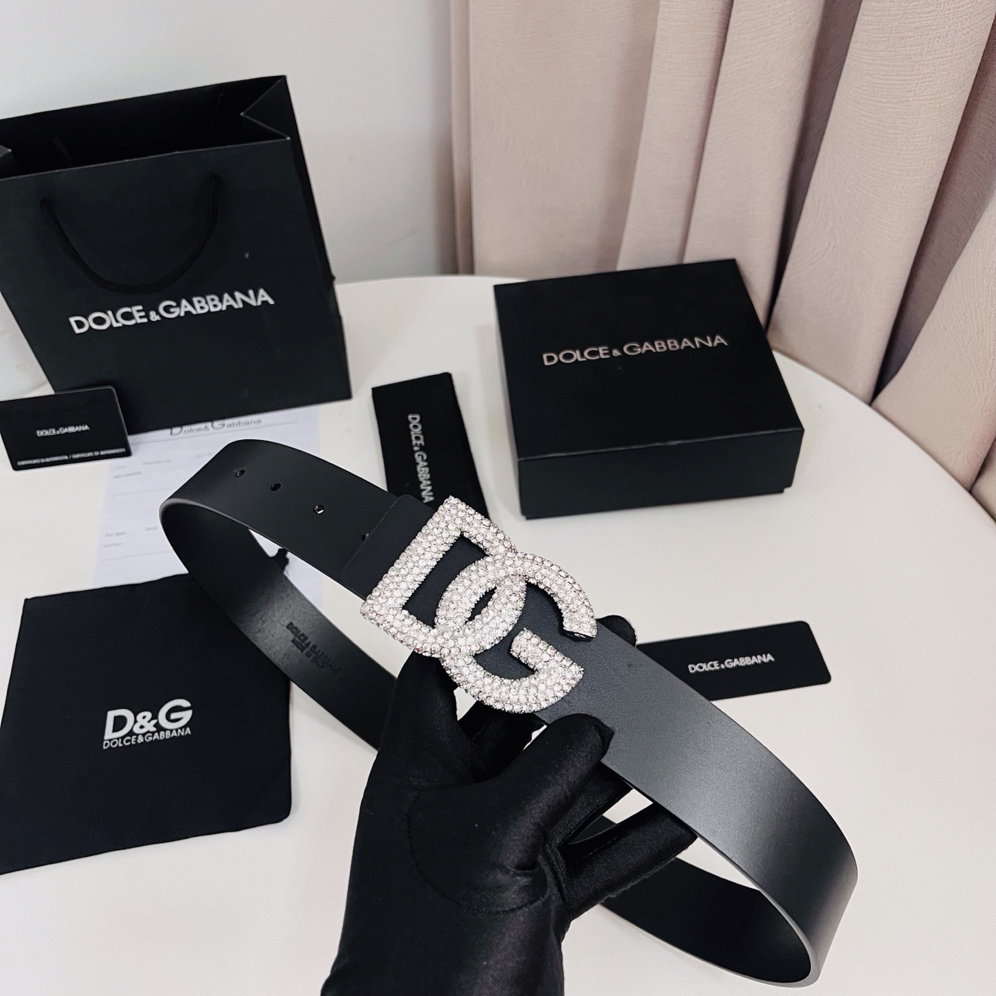 Dolce&Gabbana 新款 满天星 电镀金属徽标搭扣•搭扣下方设有点扣• 无镍搭扣与配件• 意大利