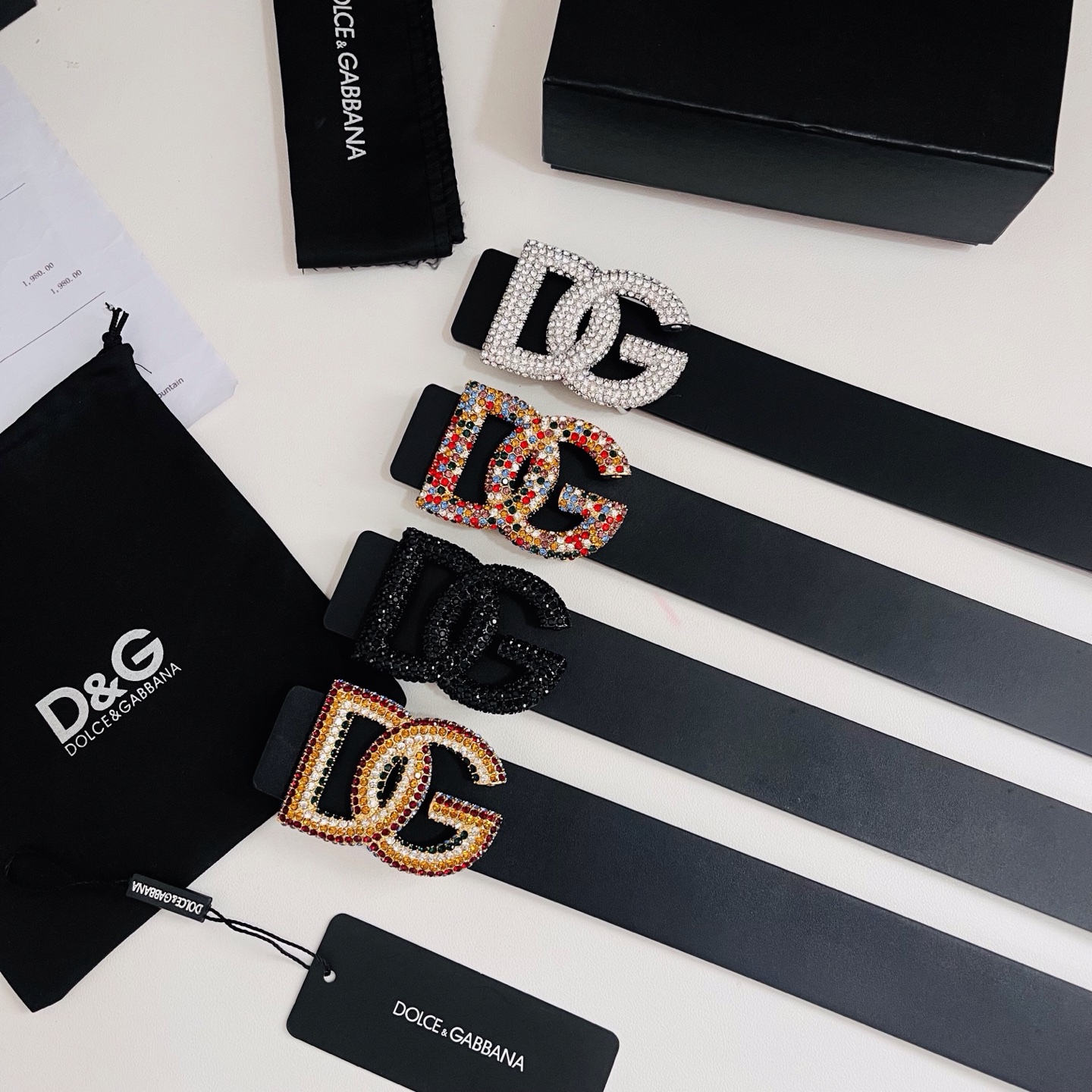 Dolce&Gabbana 新款 满天星 电镀金属徽标搭扣•搭扣下方设有点扣• 无镍搭扣与配件• 意大利