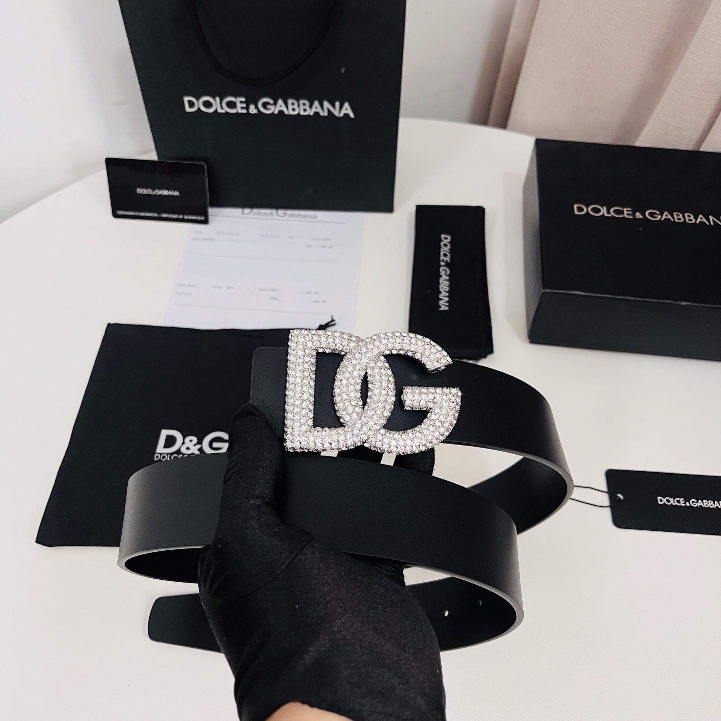 Dolce&Gabbana 新款 满天星 电镀金属徽标搭扣•搭扣下方设有点扣• 无镍搭扣与配件• 意大利
