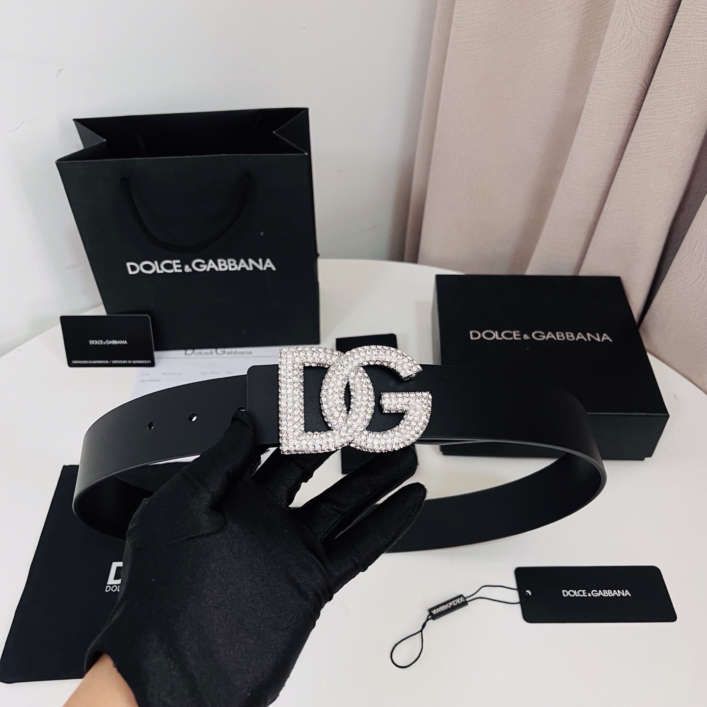 Dolce&Gabbana 新款 满天星 电镀金属徽标搭扣•搭扣下方设有点扣• 无镍搭扣与配件• 意大利