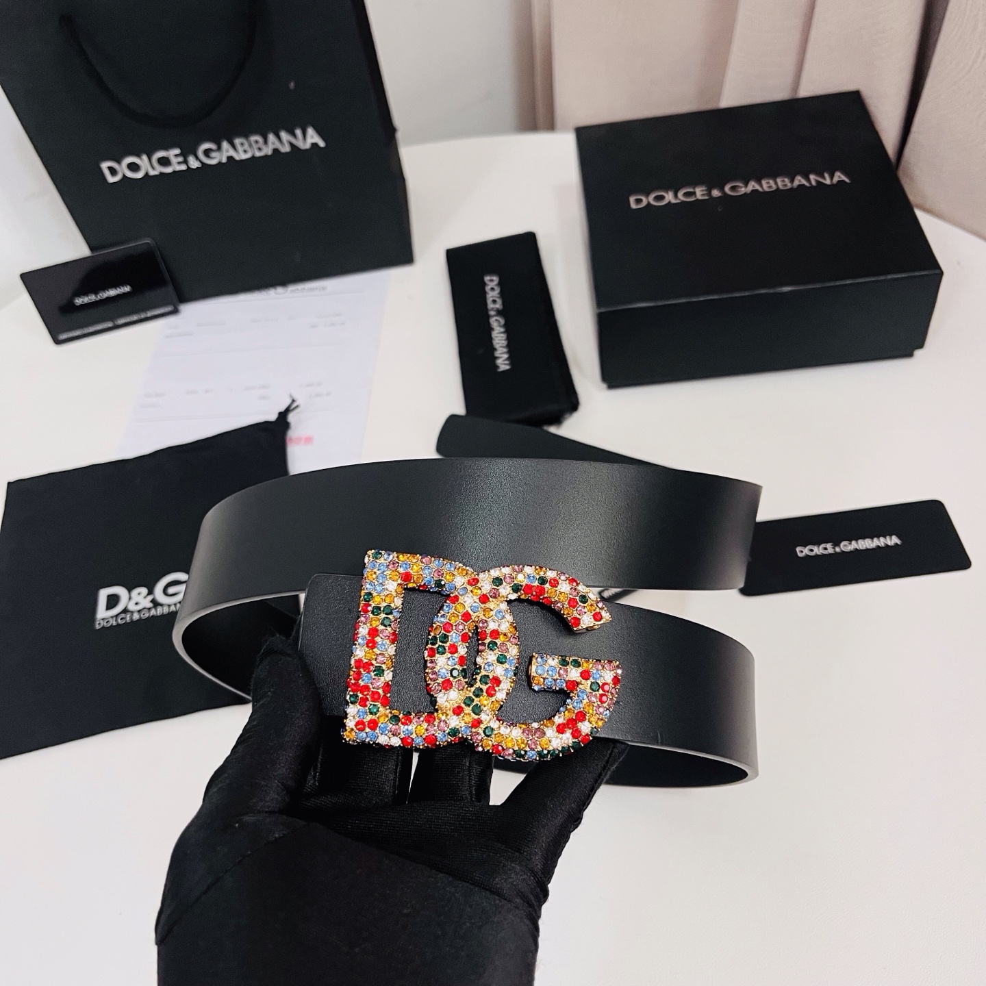 Dolce&Gabbana 新款 满天星 电镀金属徽标搭扣•搭扣下方设有点扣• 无镍搭扣与配件• 意大利
