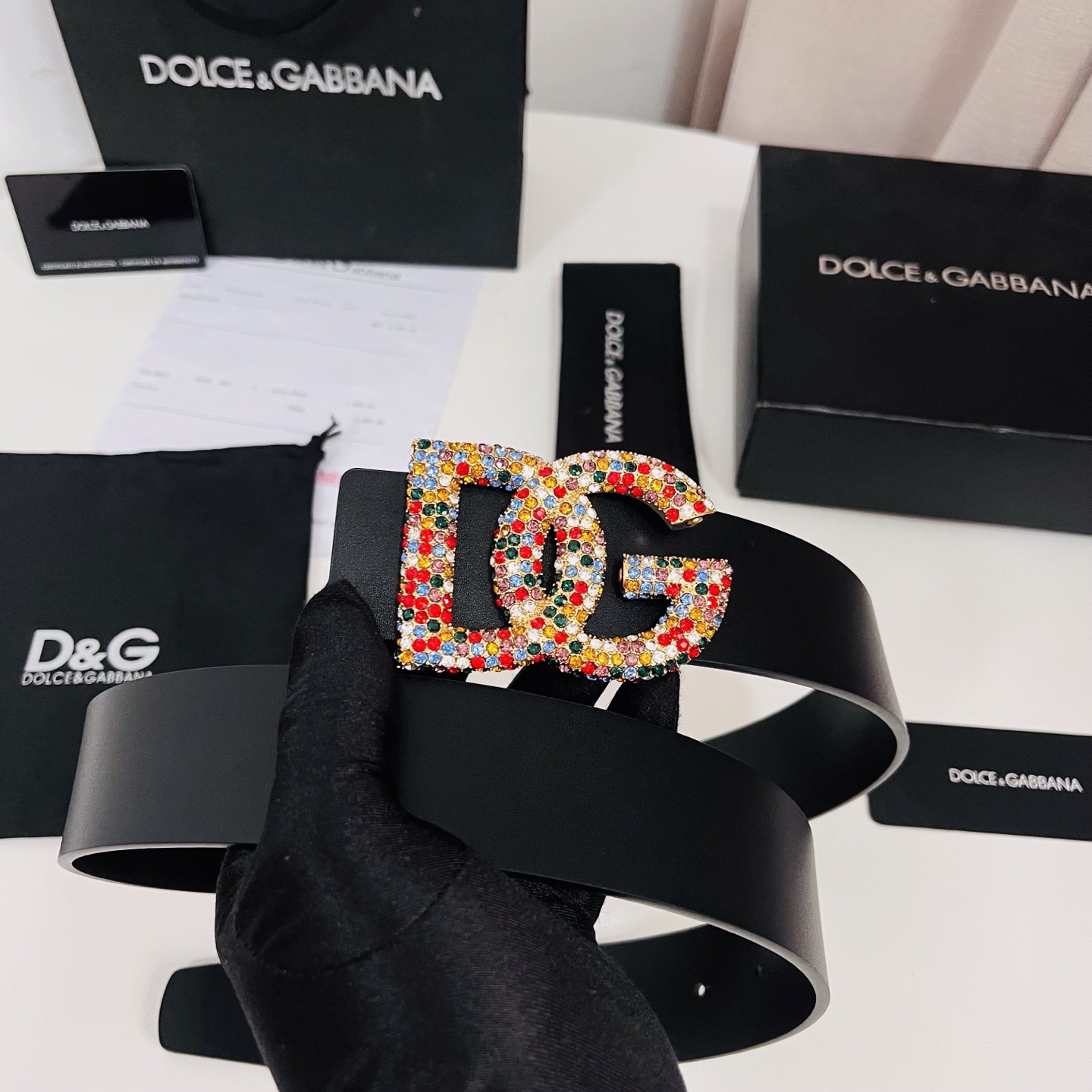 Dolce&Gabbana 新款 满天星 电镀金属徽标搭扣•搭扣下方设有点扣• 无镍搭扣与配件• 意大利